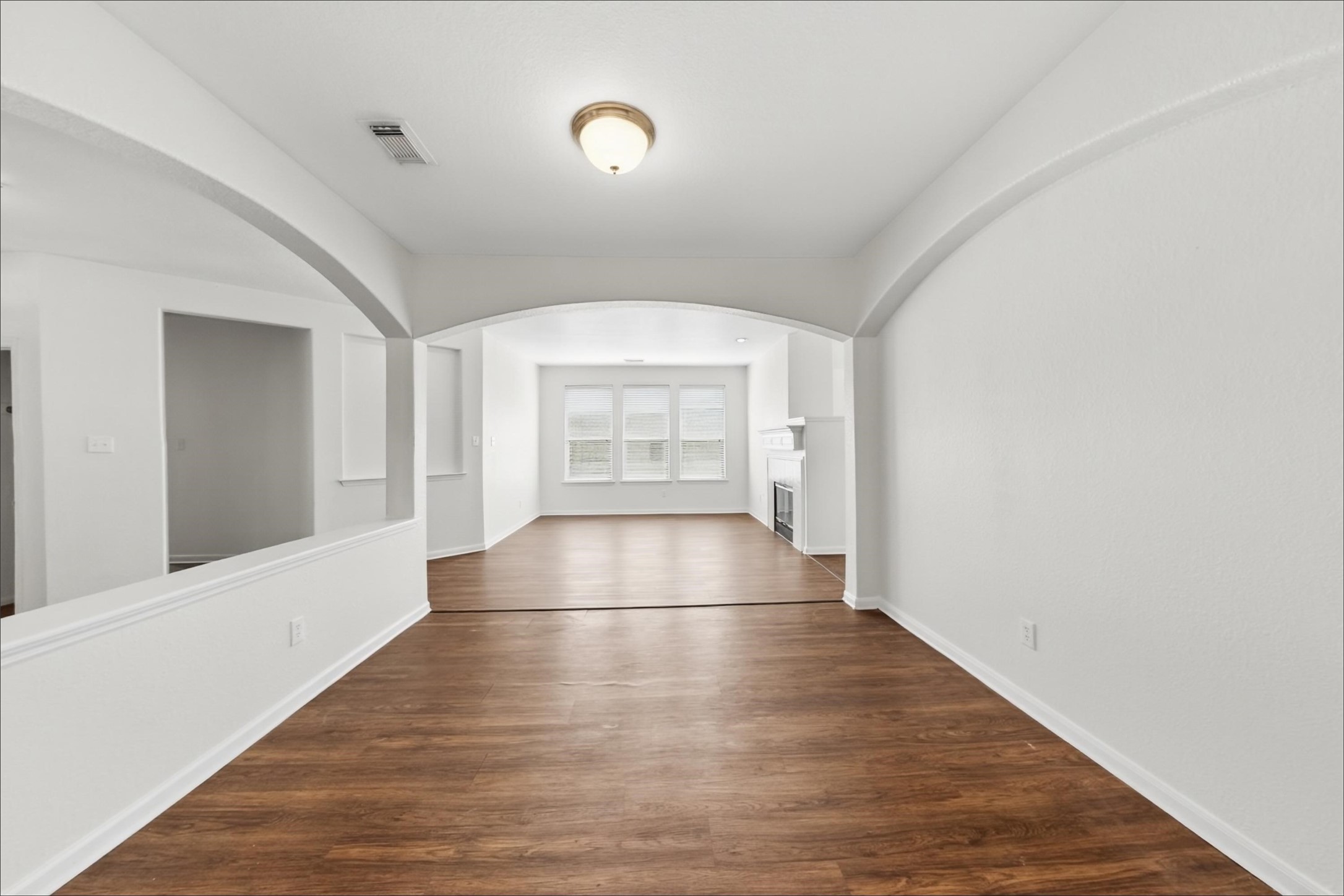 4702 Sebastopol Drive Property Photo 5