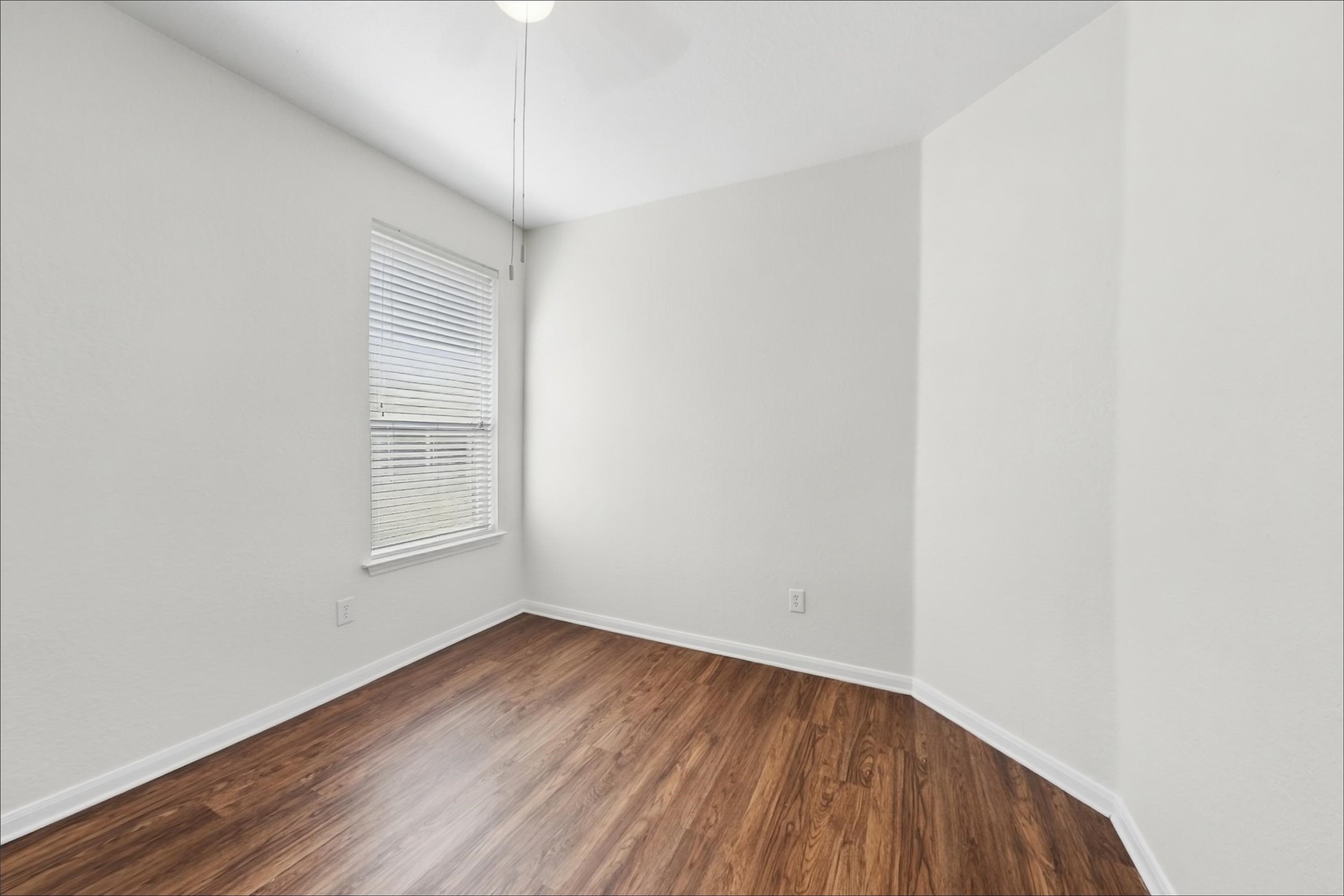 4702 Sebastopol Drive Property Photo 14