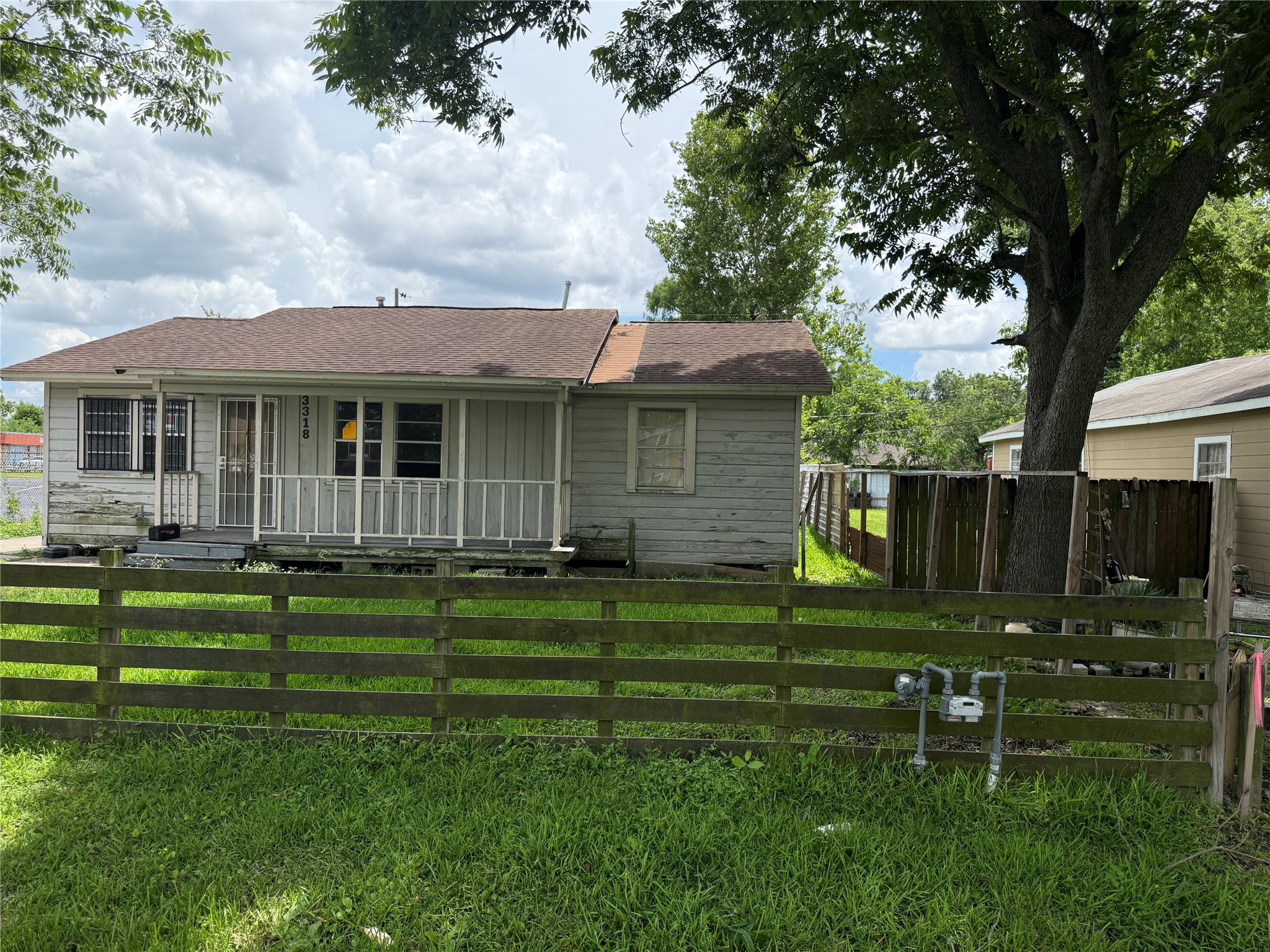 3318 Mooney Road Property Photo 2