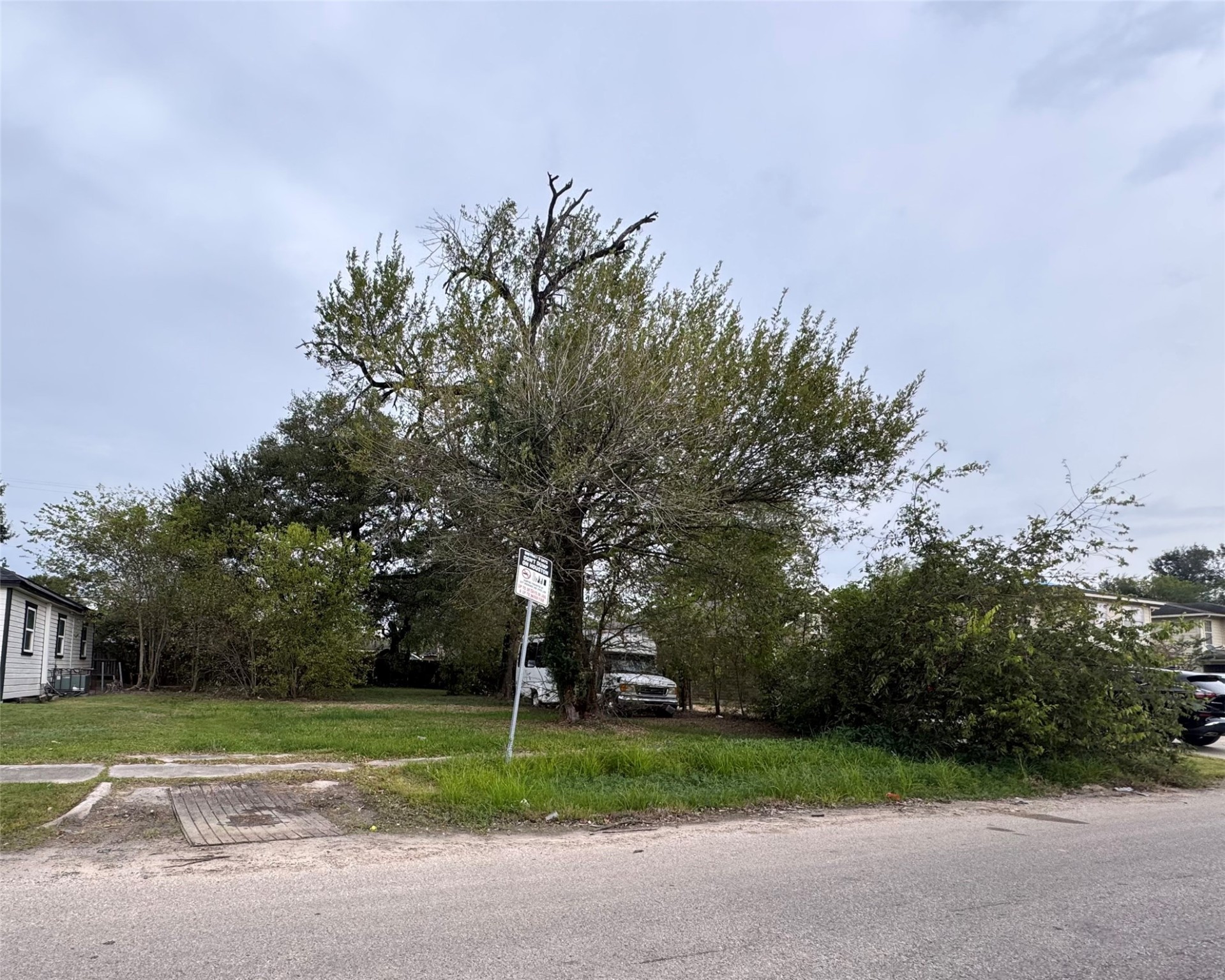 4509 Perry Street Property Photo 1