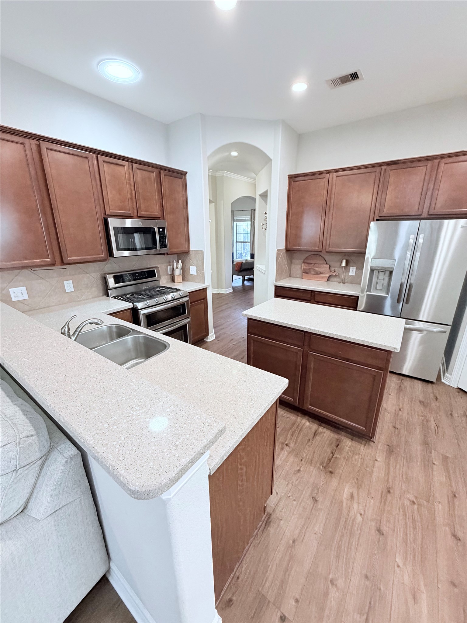 1721 Round Oak Lane Property Photo 7