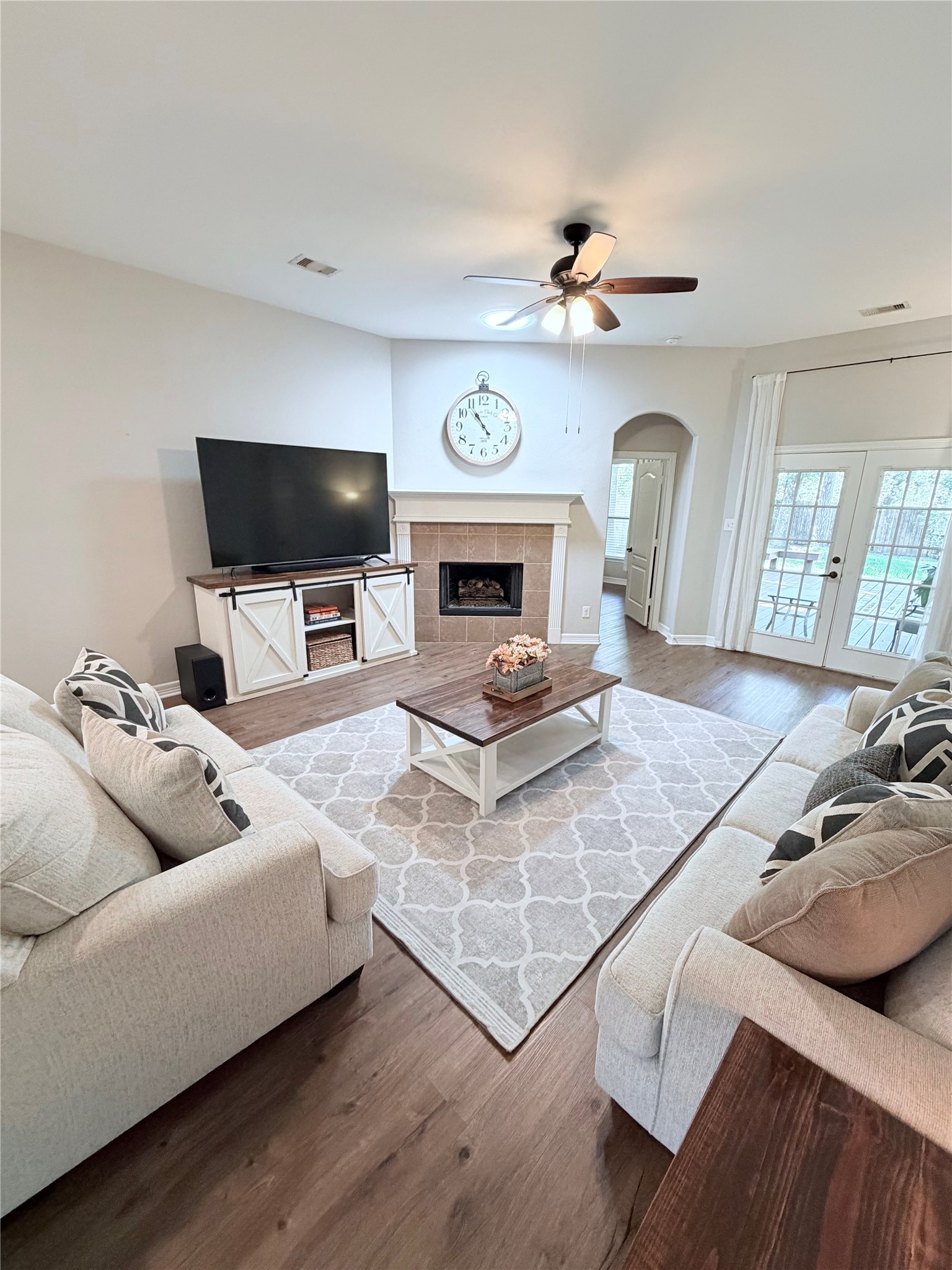 1721 Round Oak Lane Property Photo 20