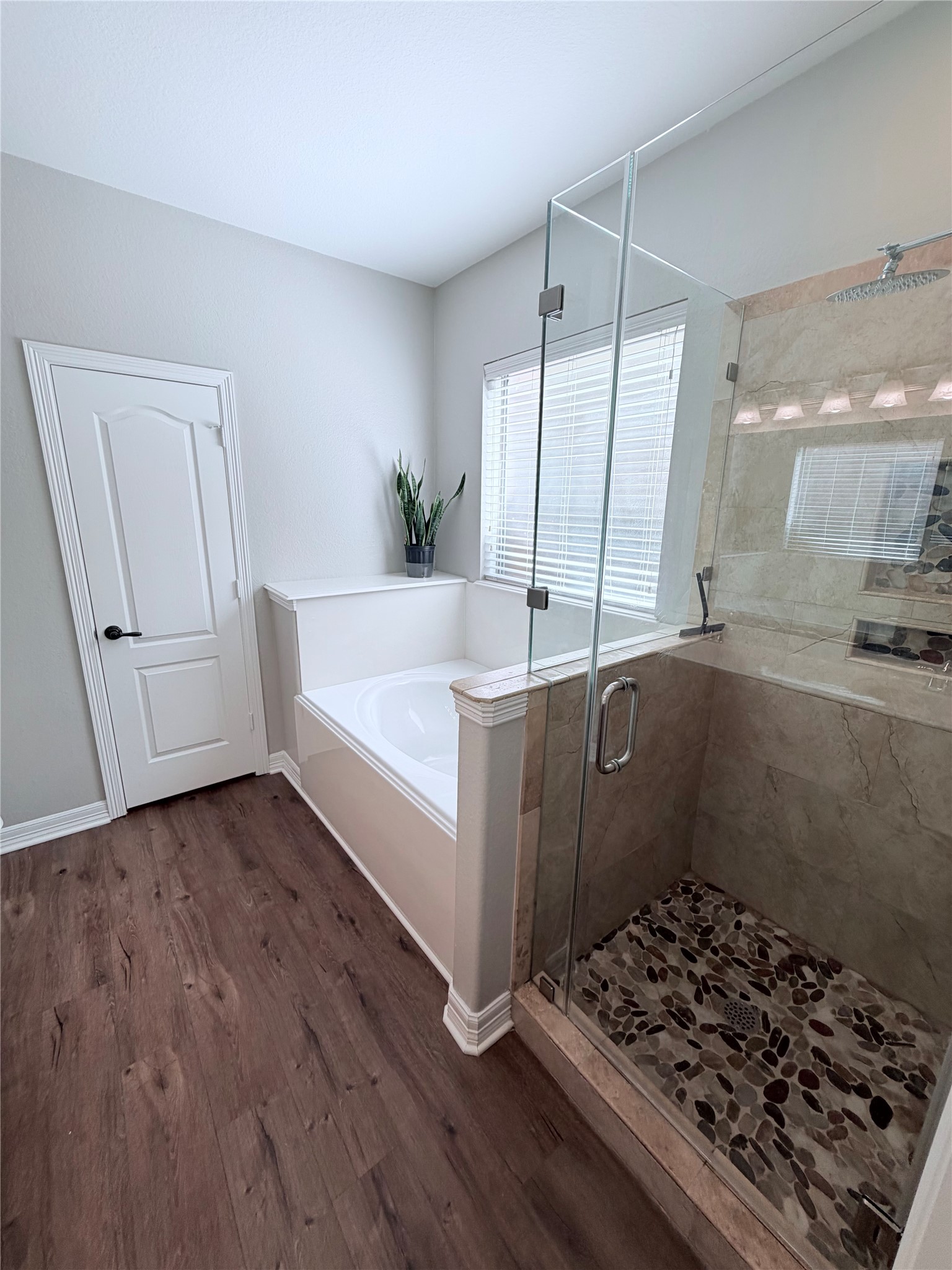1721 Round Oak Lane Property Photo 27