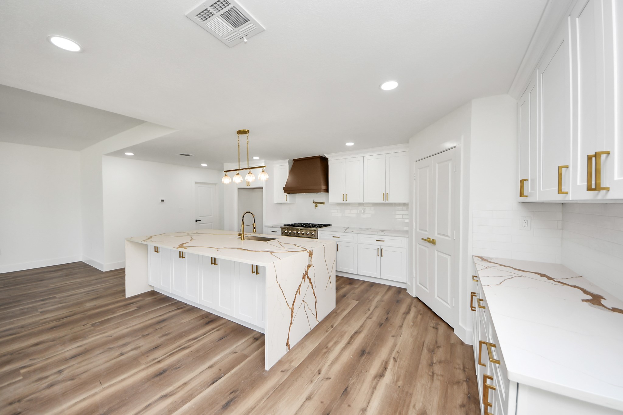 22 Presidio Property Photo 13