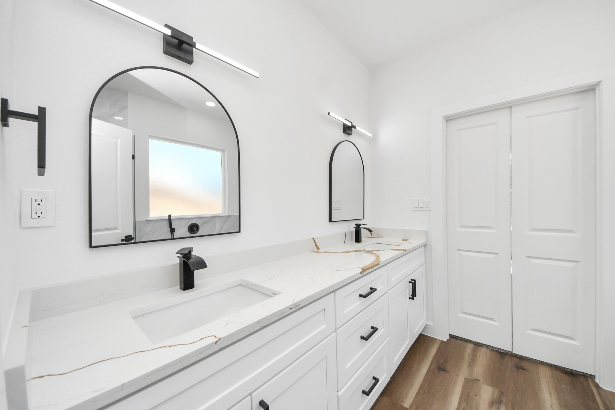 22 Presidio Property Photo 31