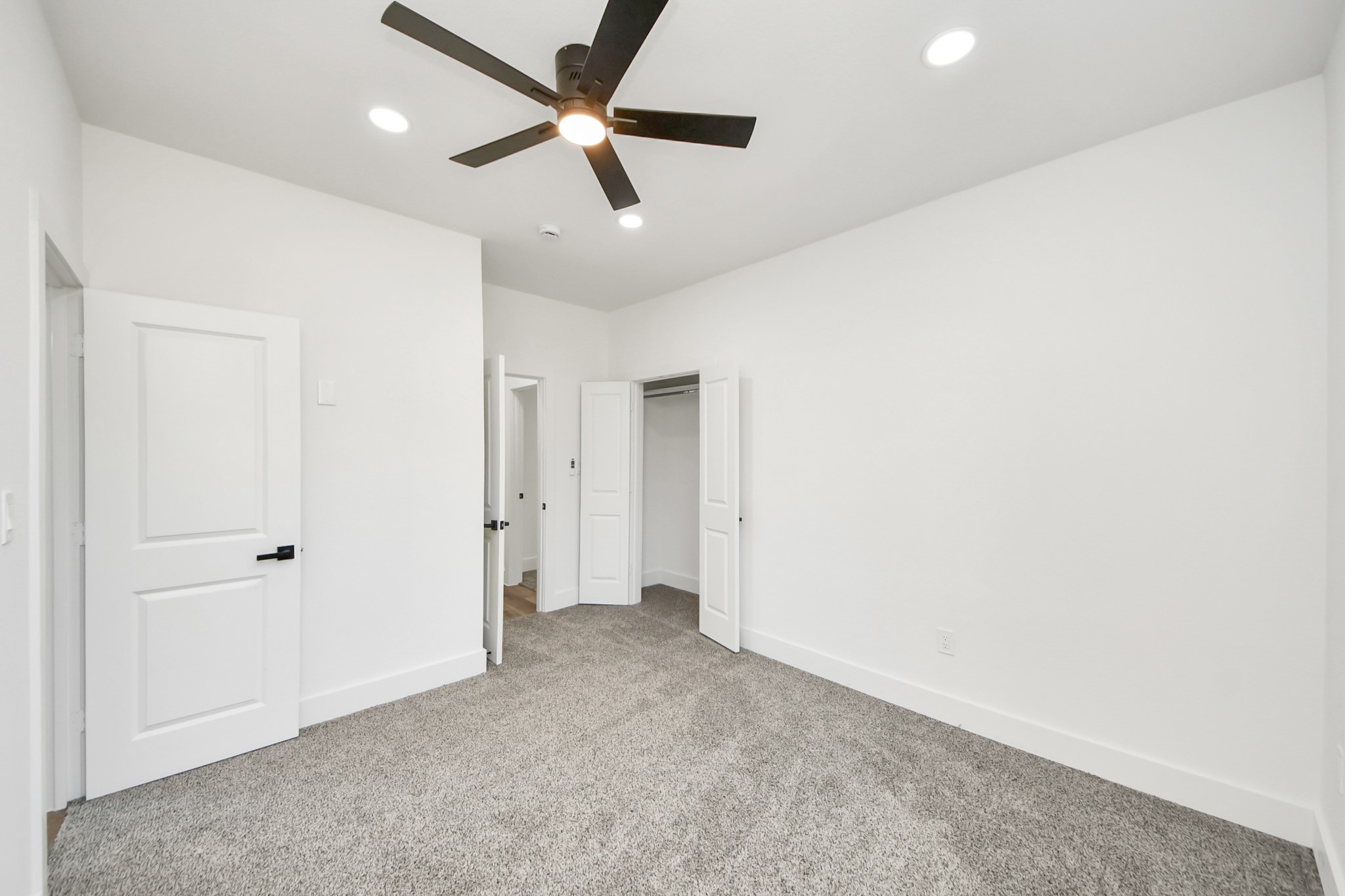 22 Presidio Property Photo 37