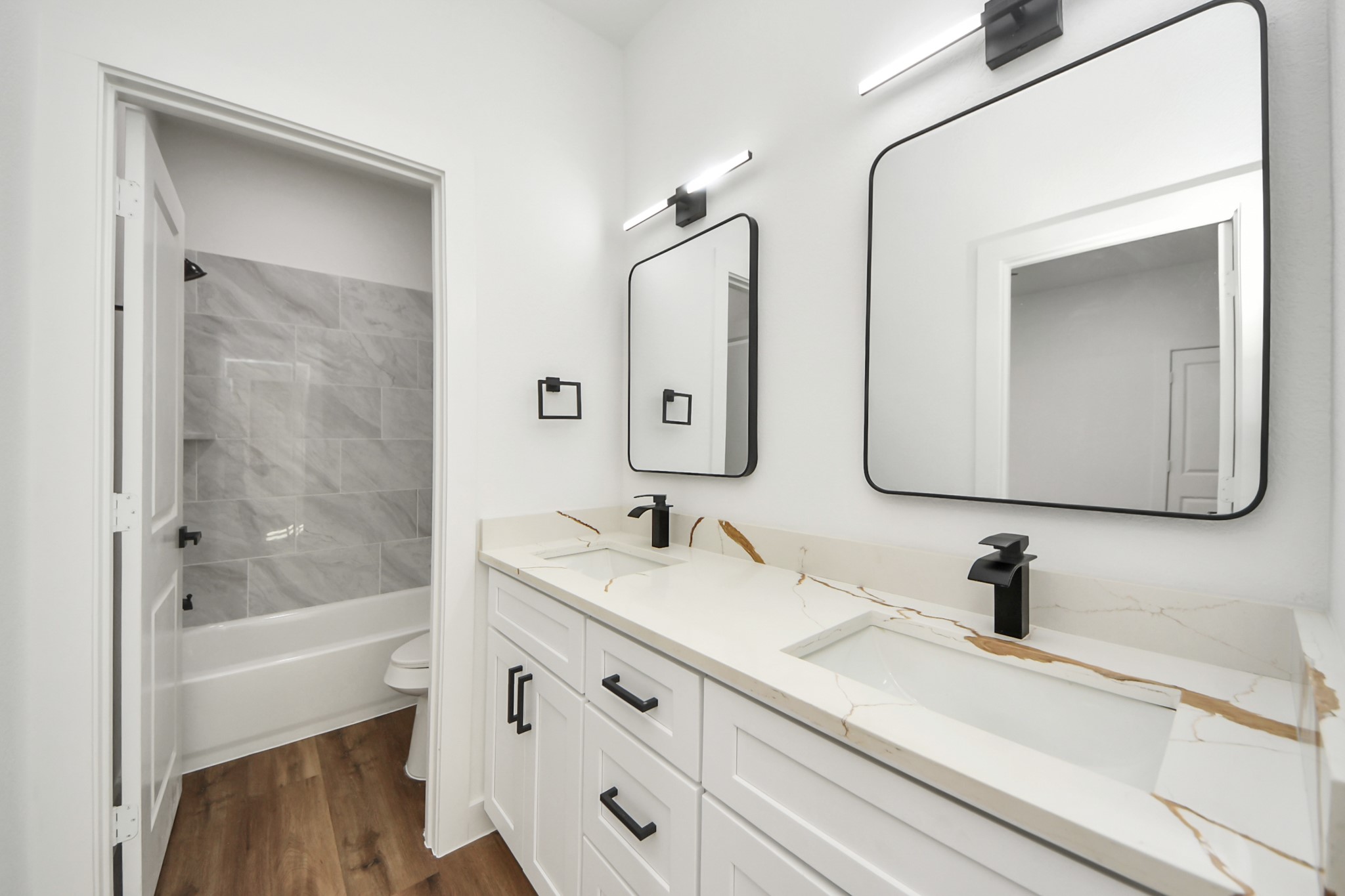 22 Presidio Property Photo 38