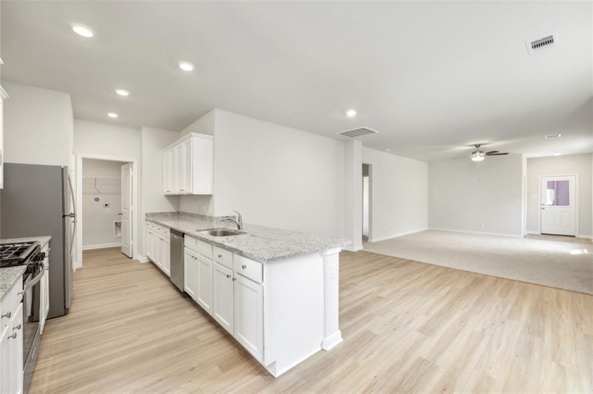 11414 Prairie Walk Drive Property Photo 4