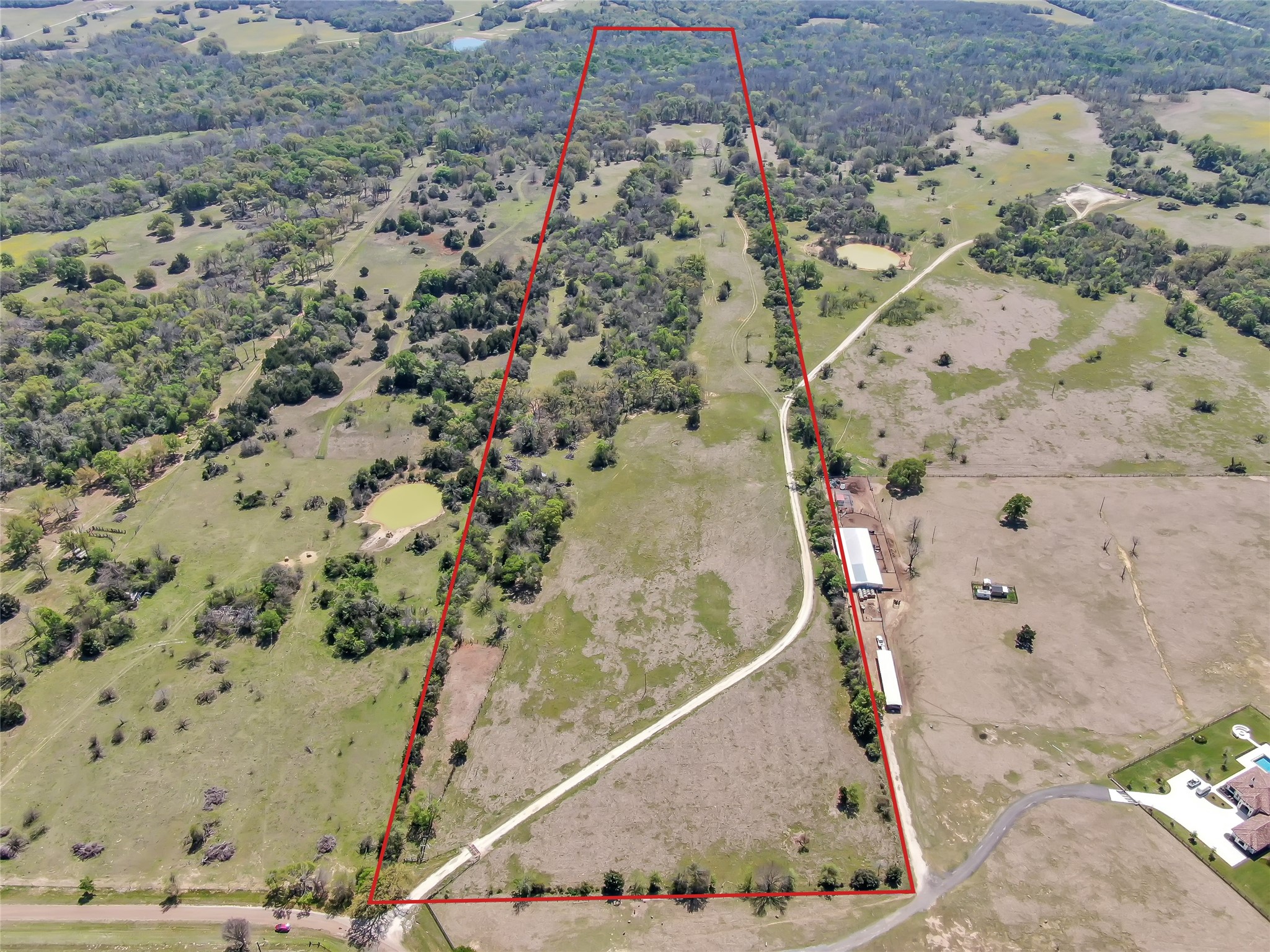 1111 S Hickory Loop Property Photo 1