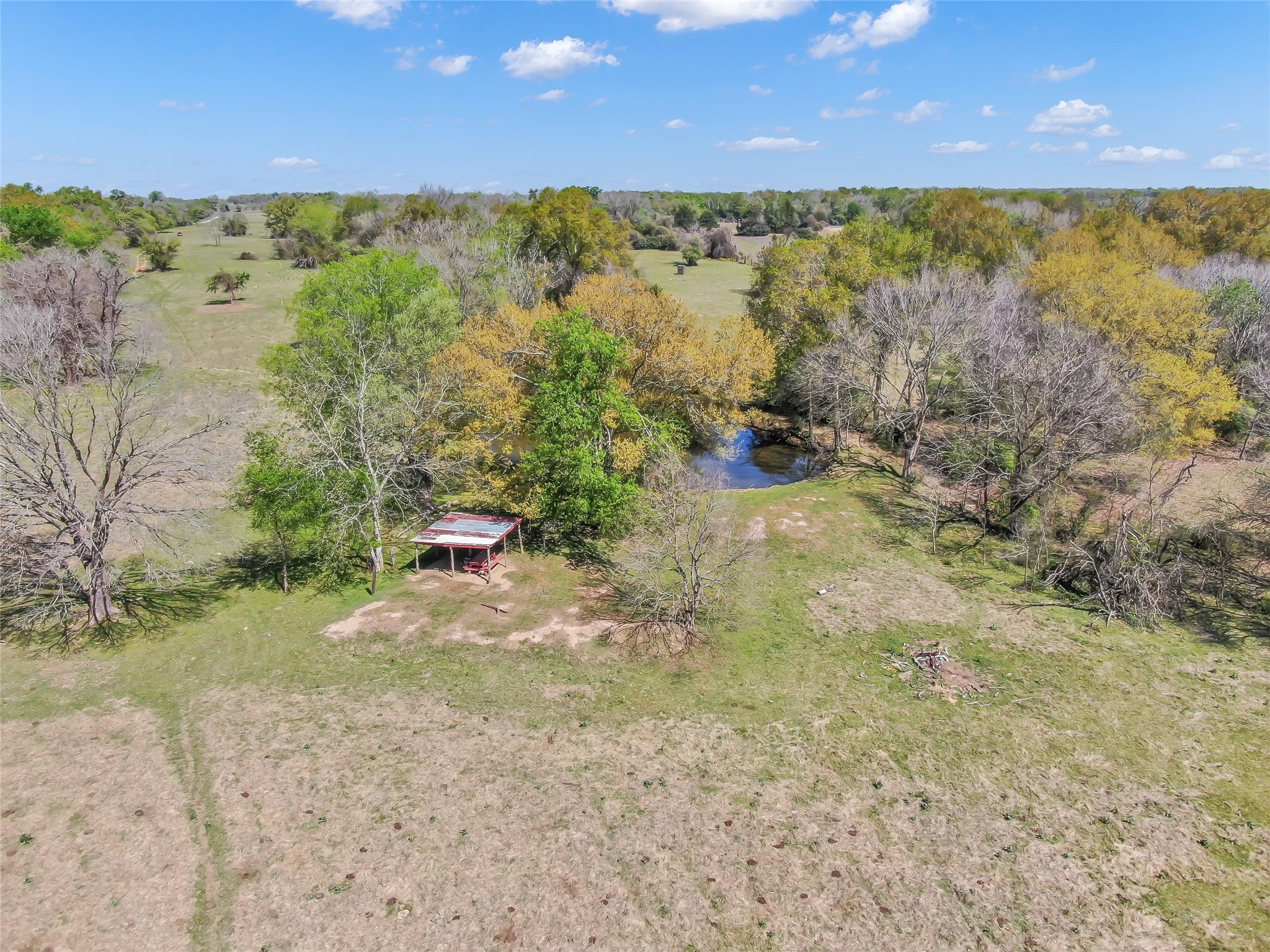1111 S Hickory Loop Property Photo 10