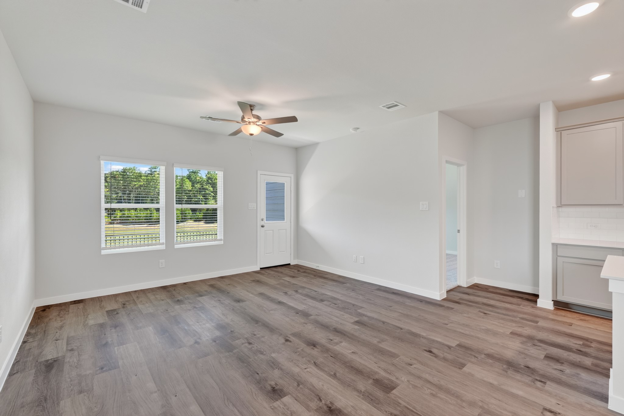 7762 Bergamot Circle Property Photo 18