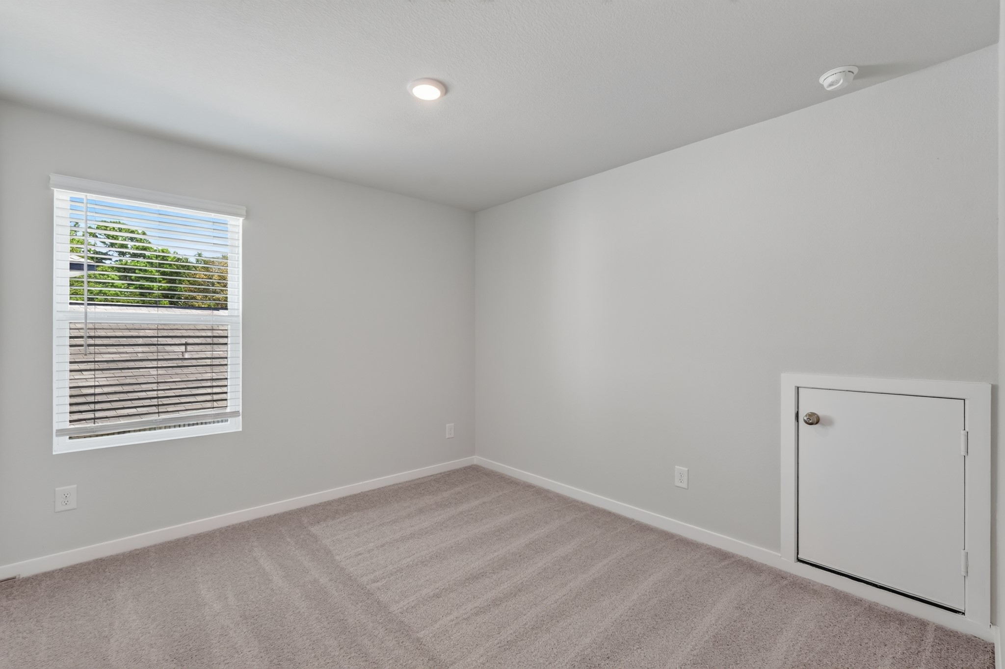 7762 Bergamot Circle Property Photo 36
