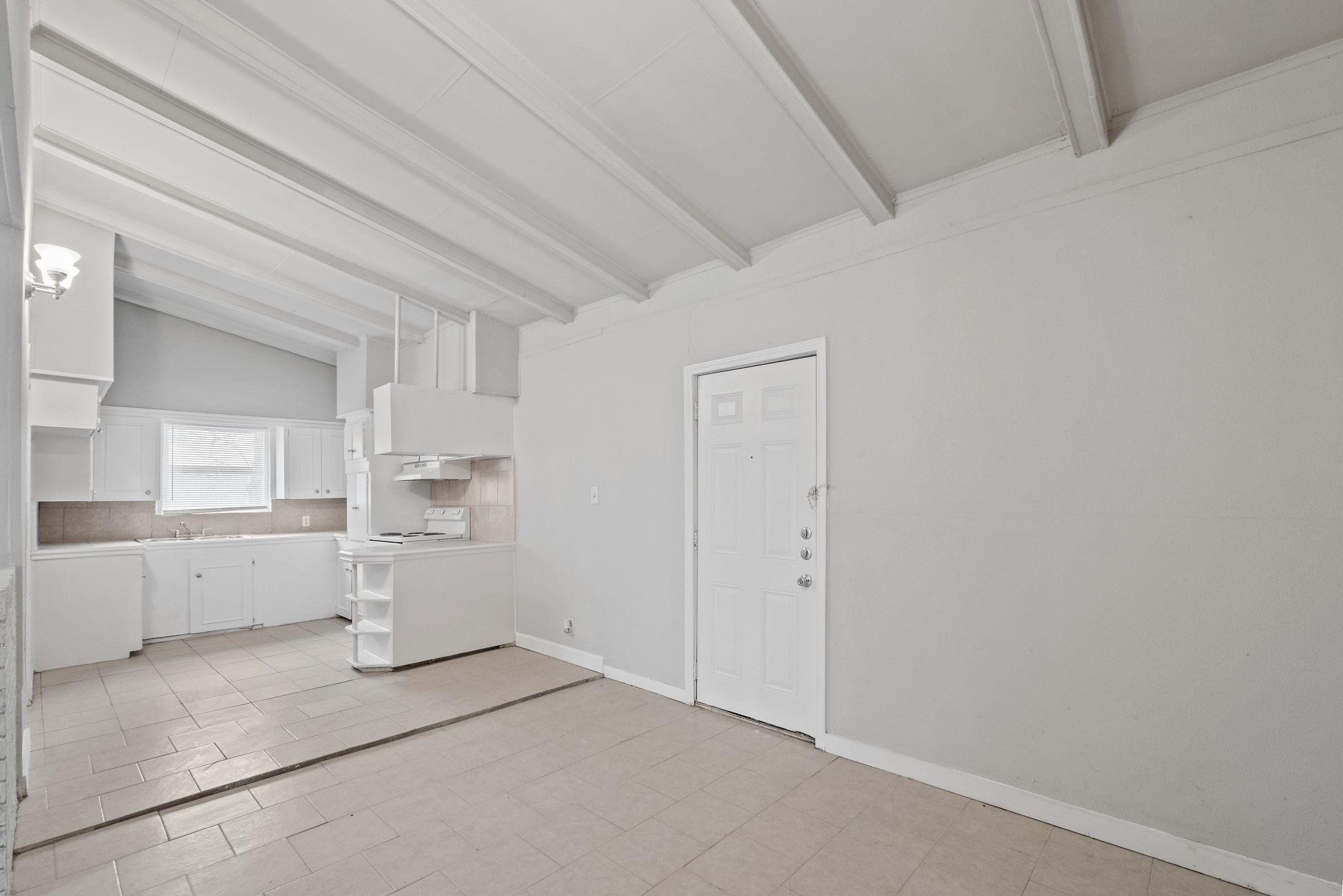 2634 Knotty Oaks Trail Property Photo 2