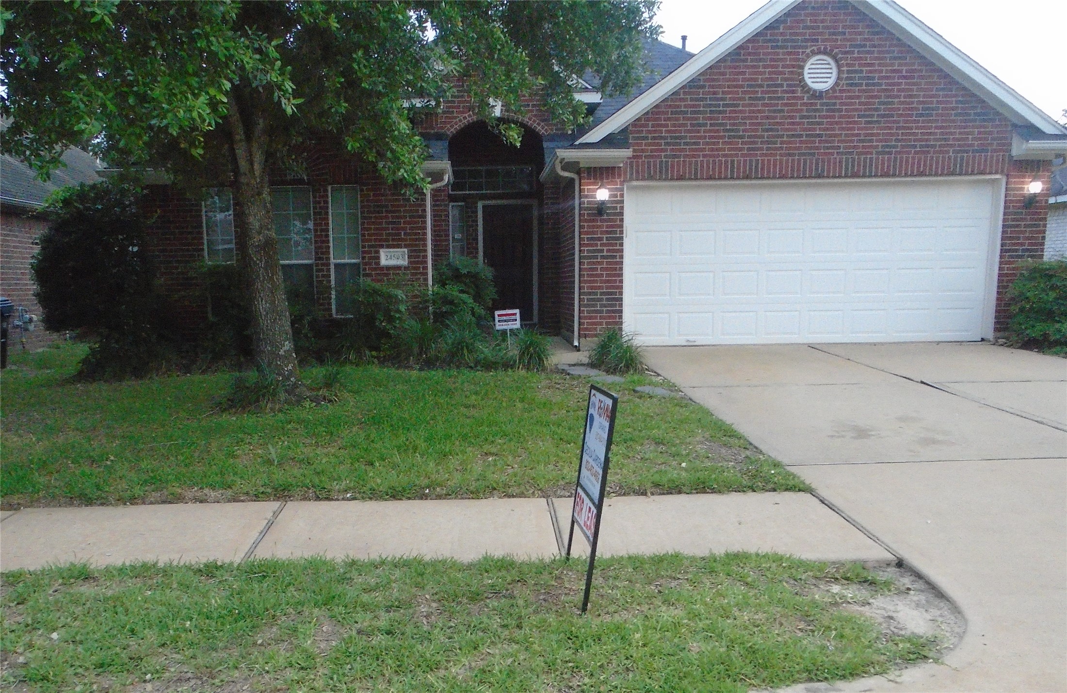 24503 Kestrel View Property Photo 1