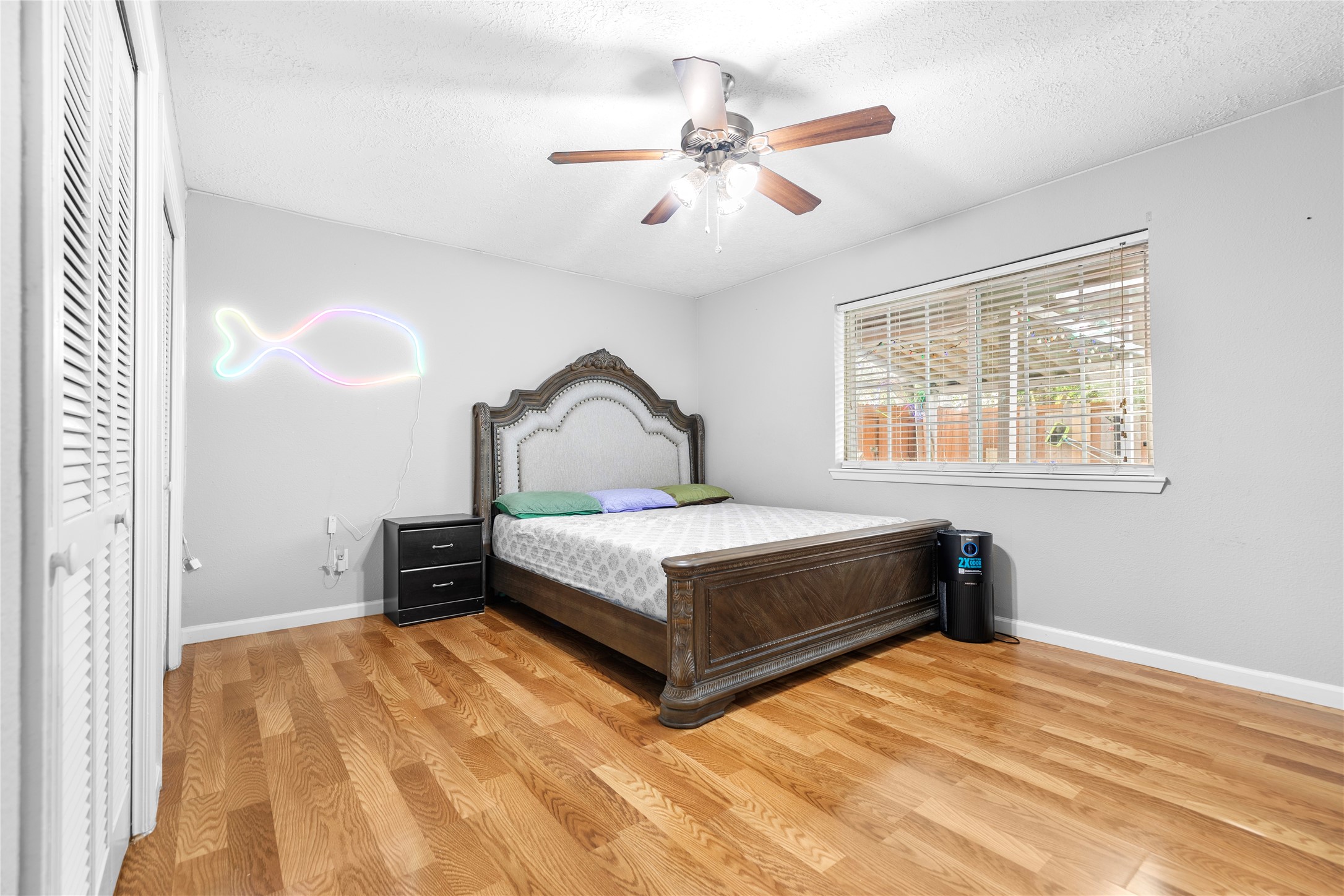 10530 Towne Square Road Property Photo 18