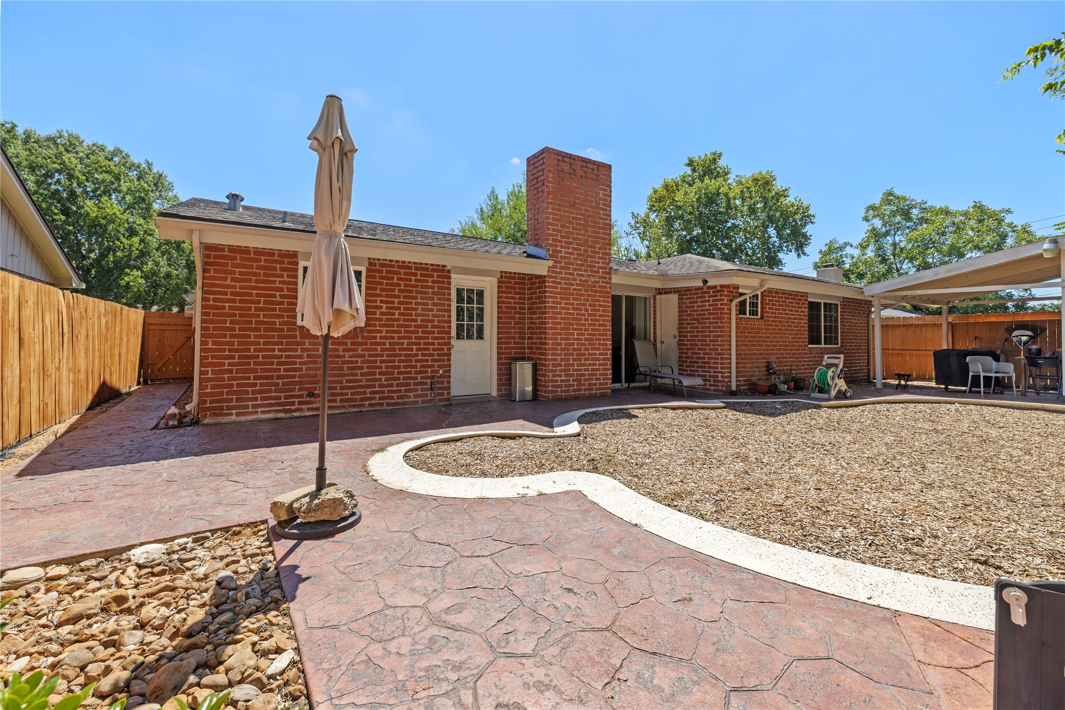 10530 Towne Square Road Property Photo 29