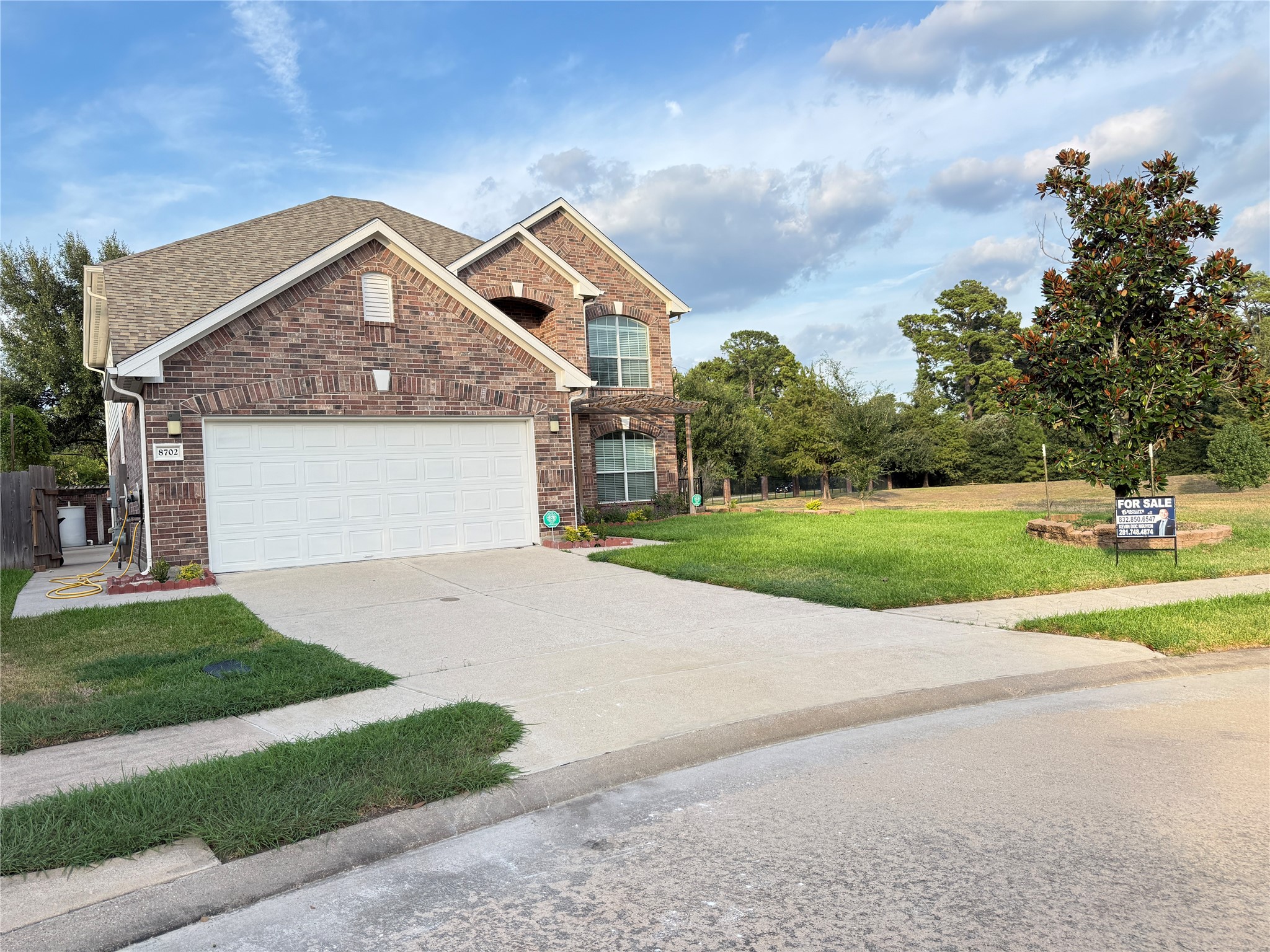 8702 Challis Park Court Property Photo 1
