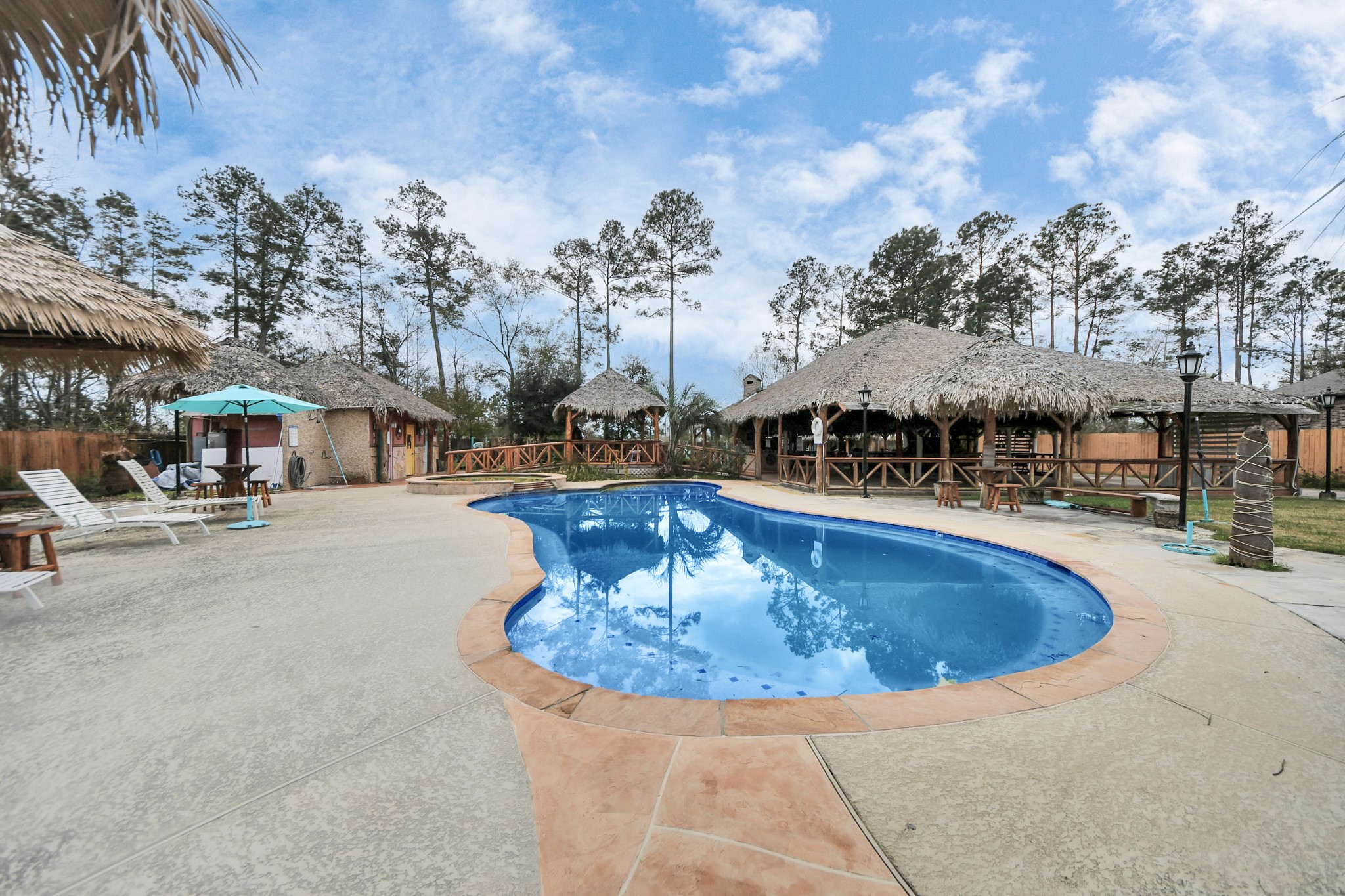 740 County Road 3479j Property Photo