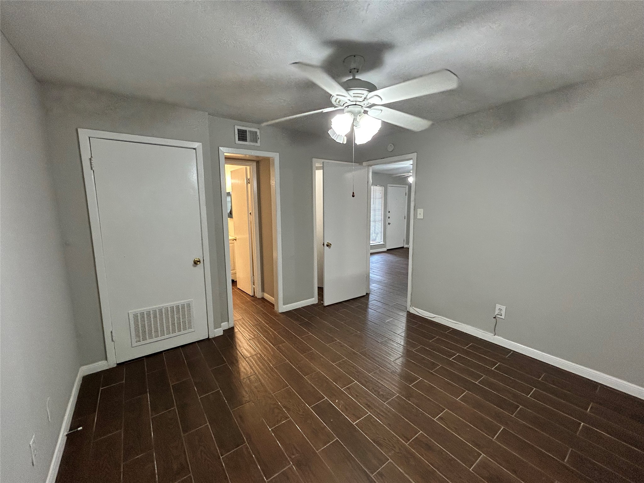 425 Emerson 6 Property Photo 7