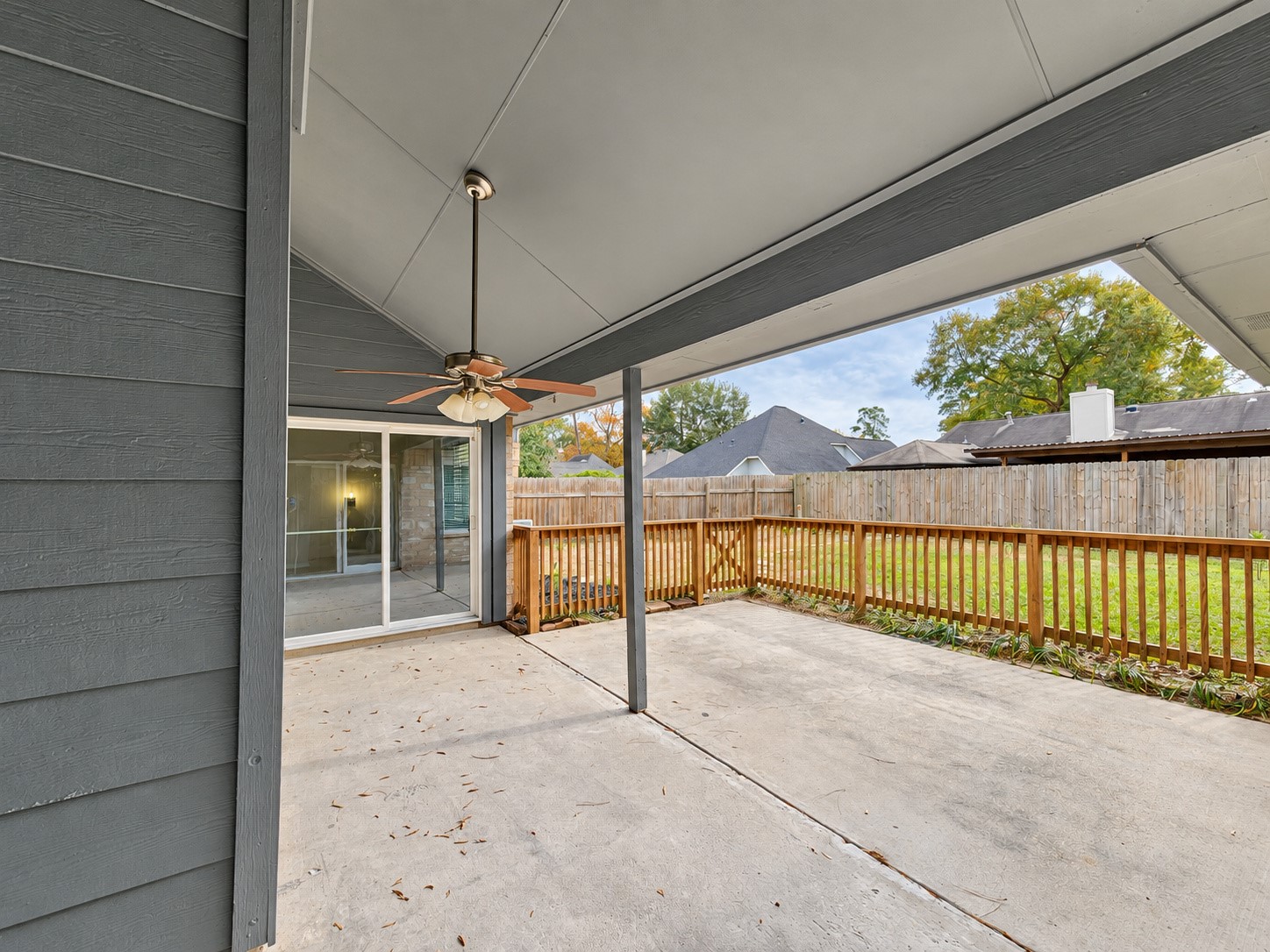 2118 Creston Drive Property Photo 24