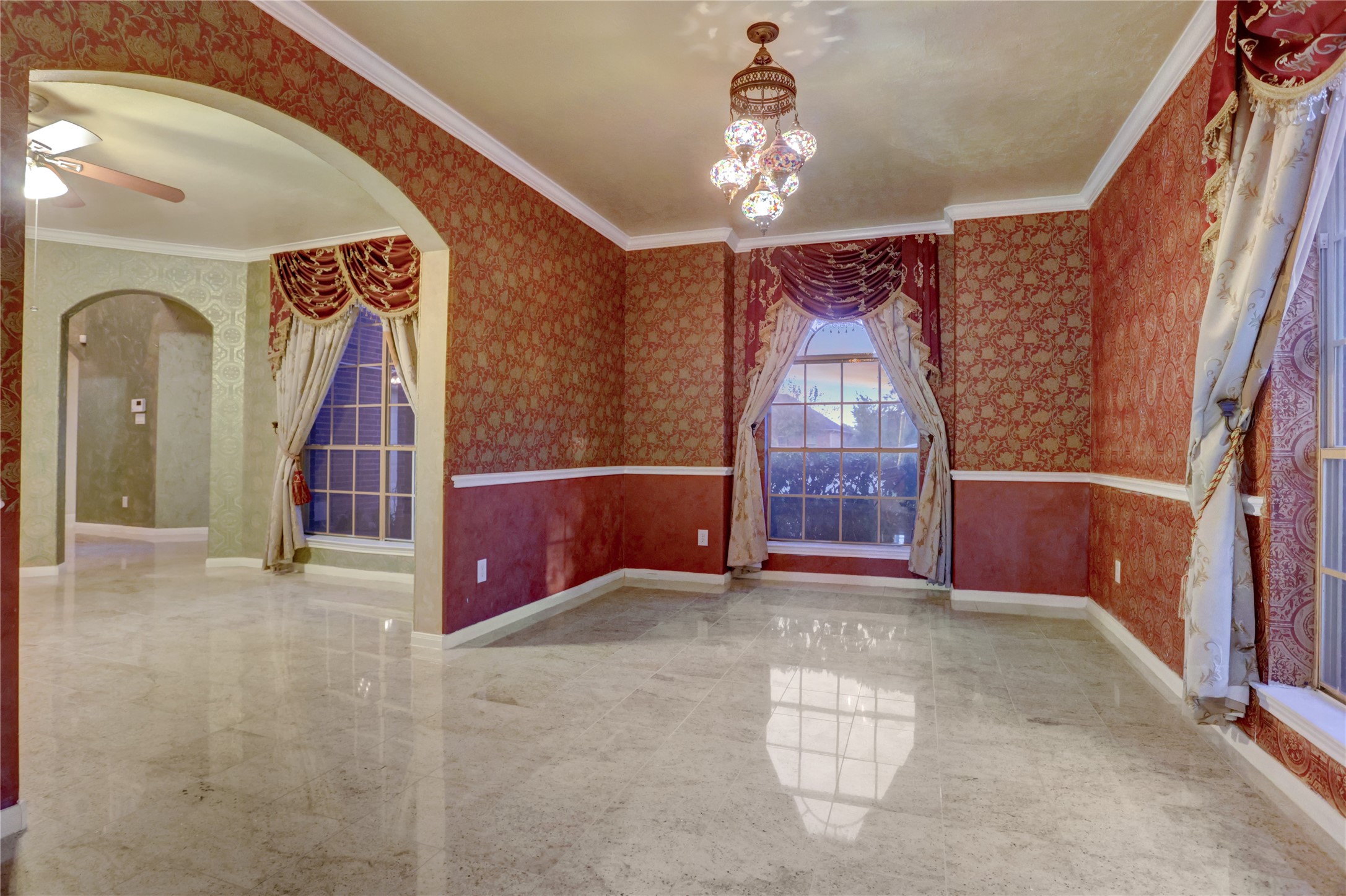 2707 Sterling Fields Drive Property Photo 5