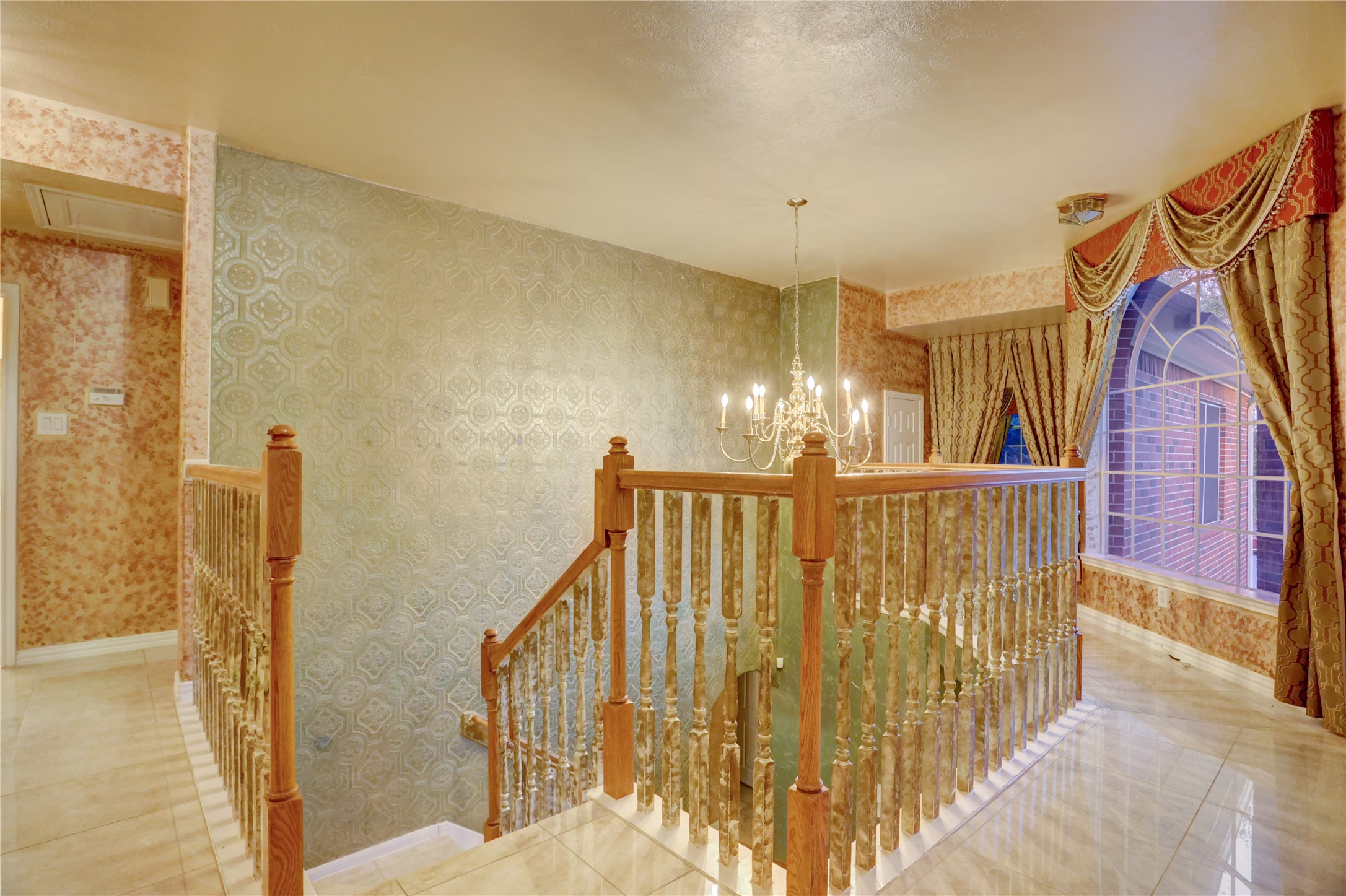 2707 Sterling Fields Drive Property Photo 17