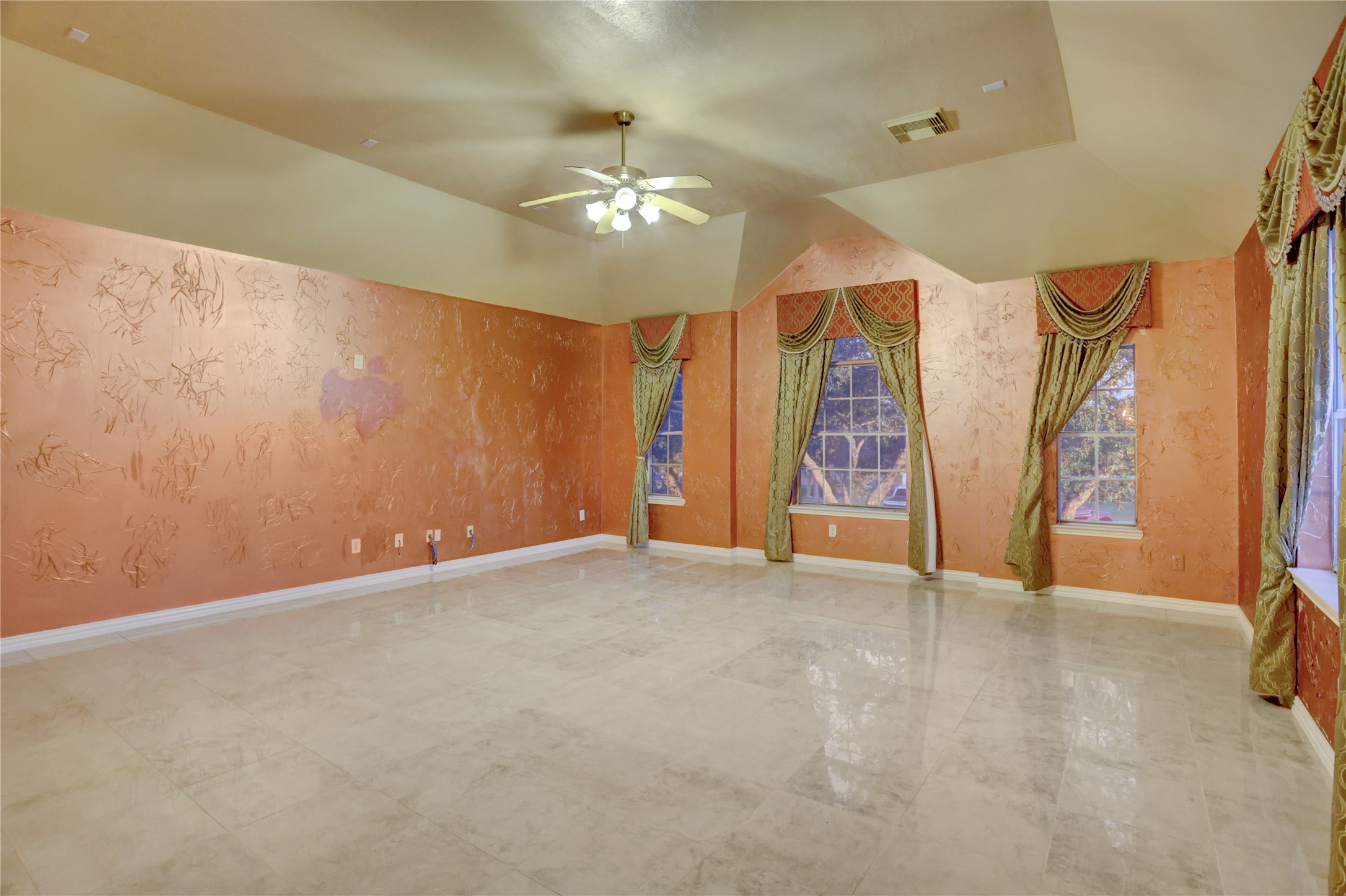 2707 Sterling Fields Drive Property Photo 22