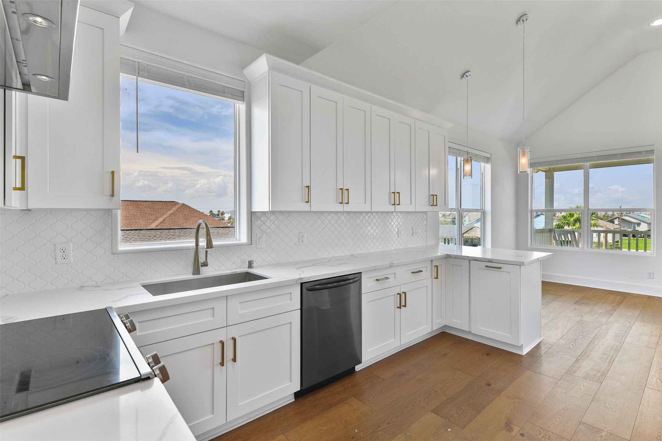 4006 Fort Bend Drive Property Photo 12