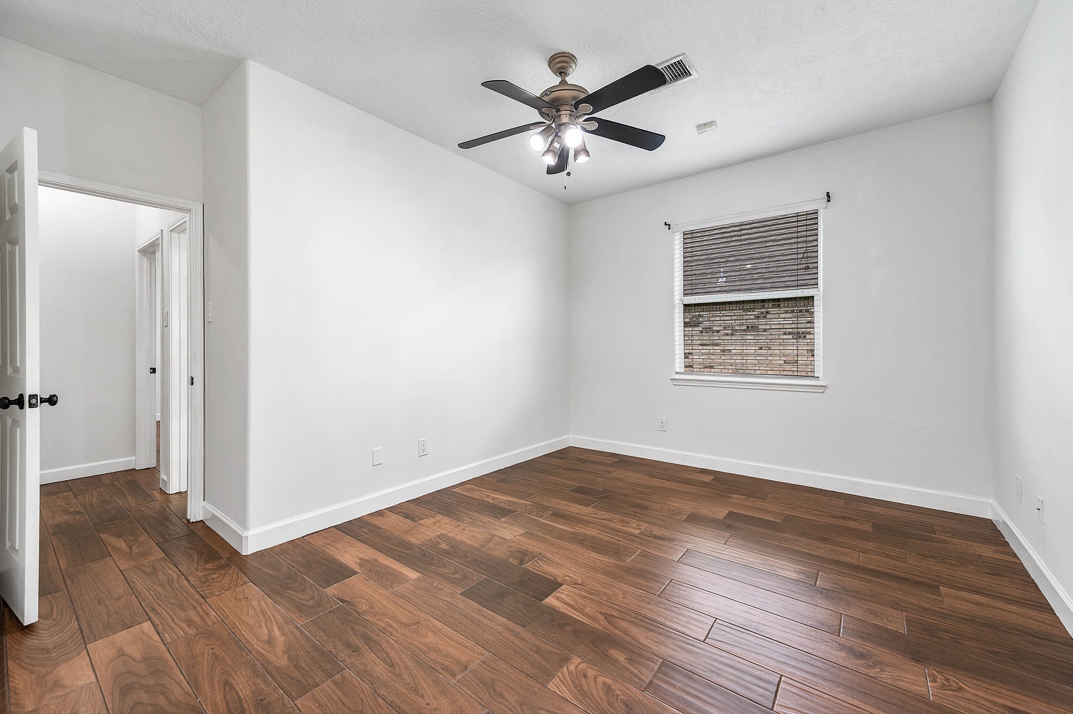 1418 Wellshire Drive Property Photo 28