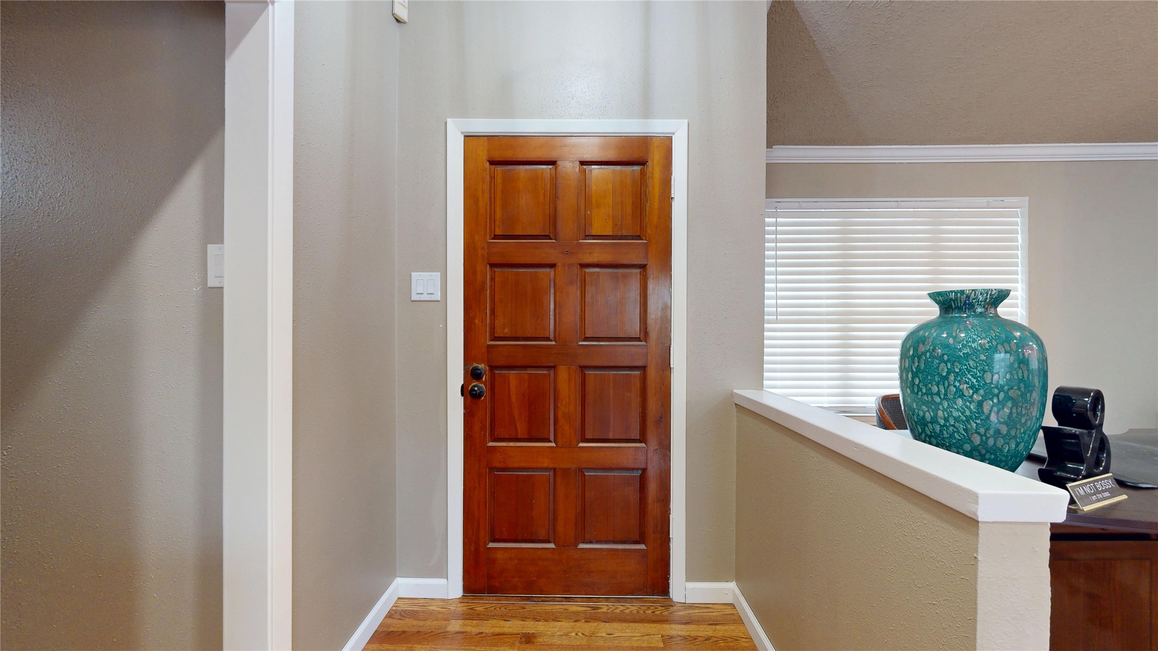 1022 Manorglen Drive Property Photo 6