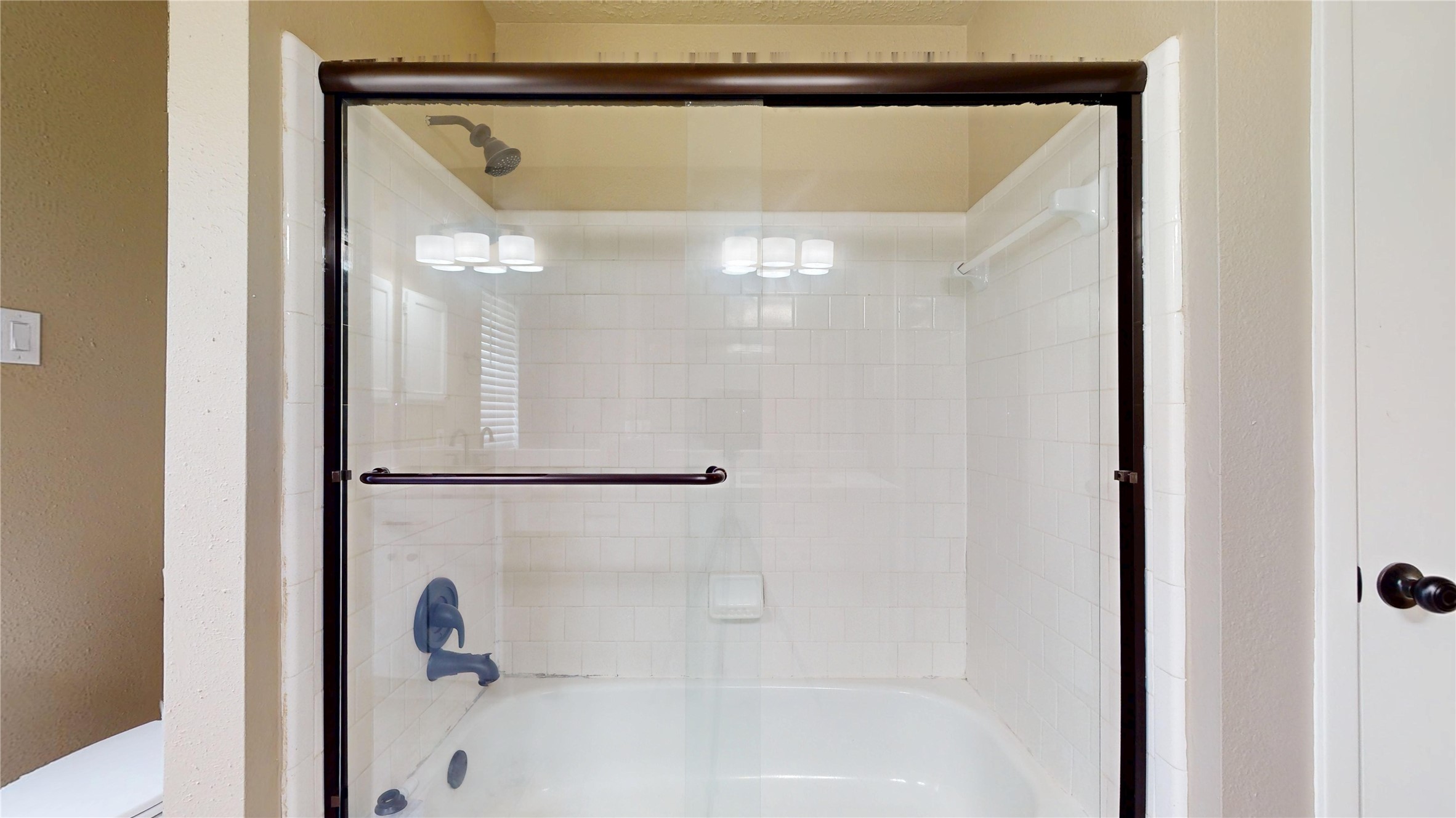 1022 Manorglen Drive Property Photo 31