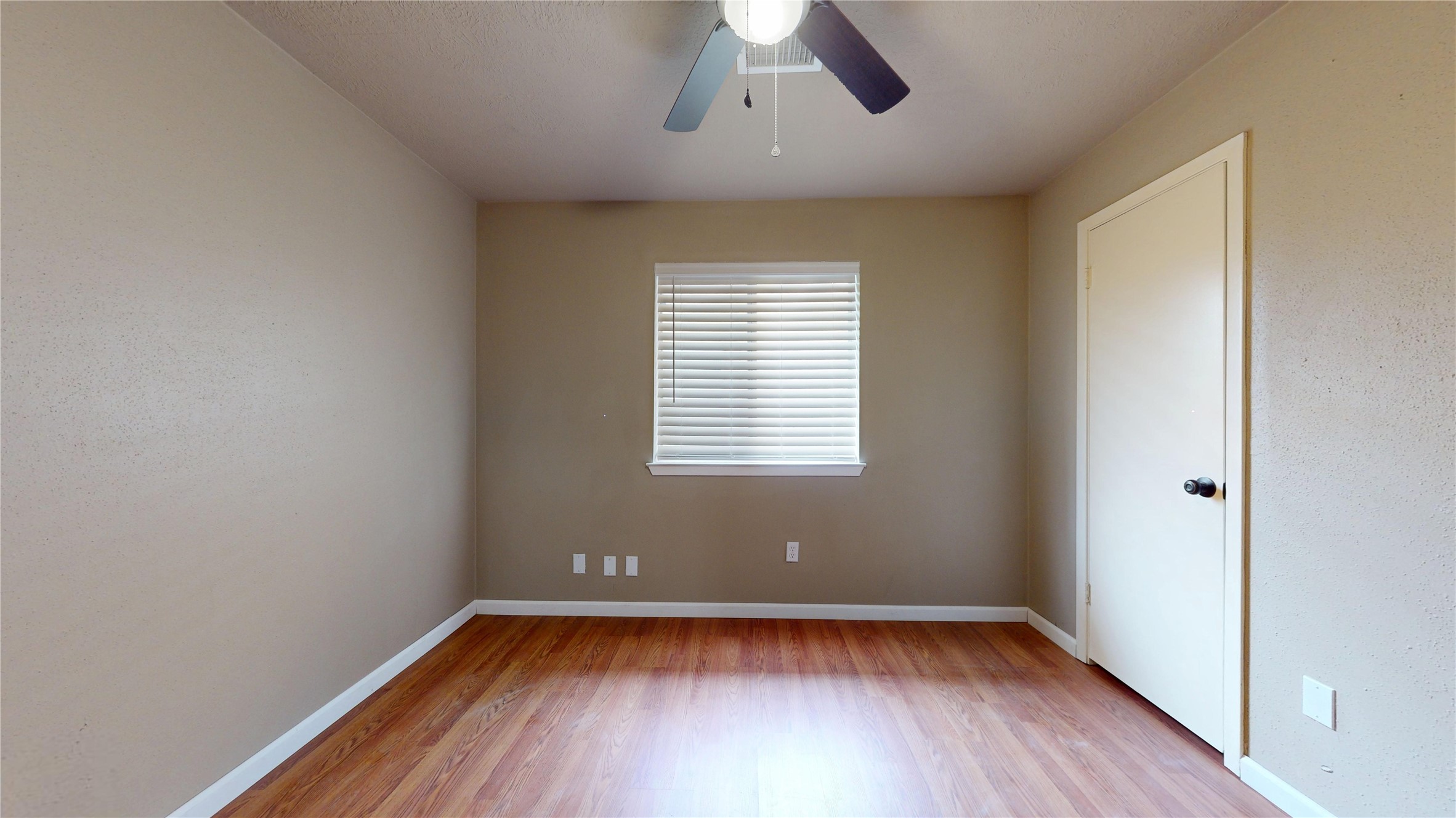 1022 Manorglen Drive Property Photo 34