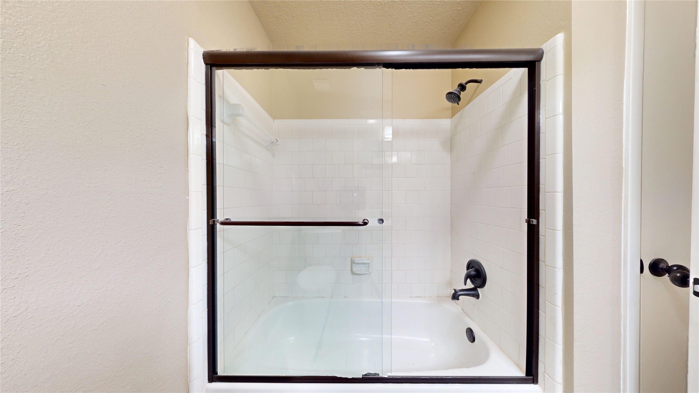 1022 Manorglen Drive Property Photo 38