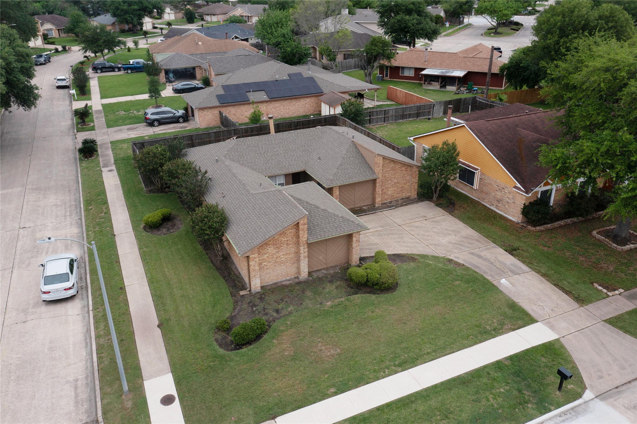 1022 Manorglen Drive Property Photo 42