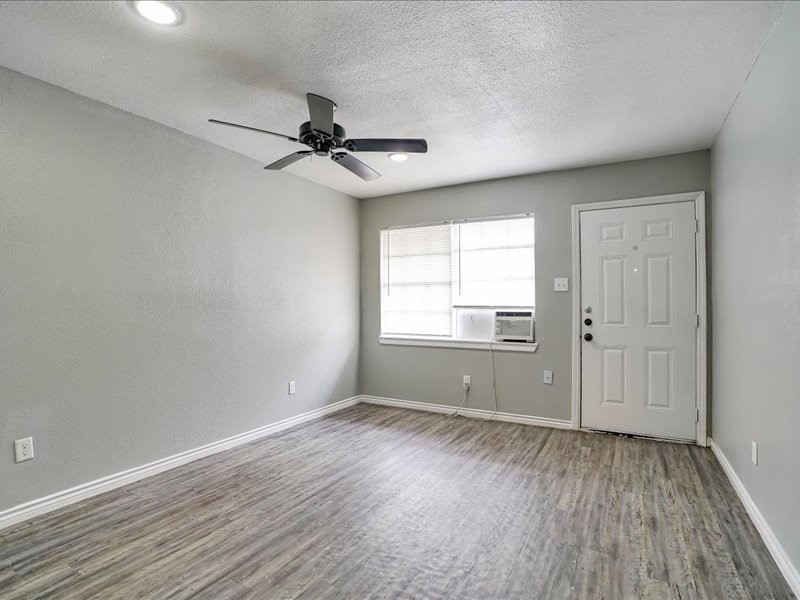 5117 Lavender 5195 Property Photo 4