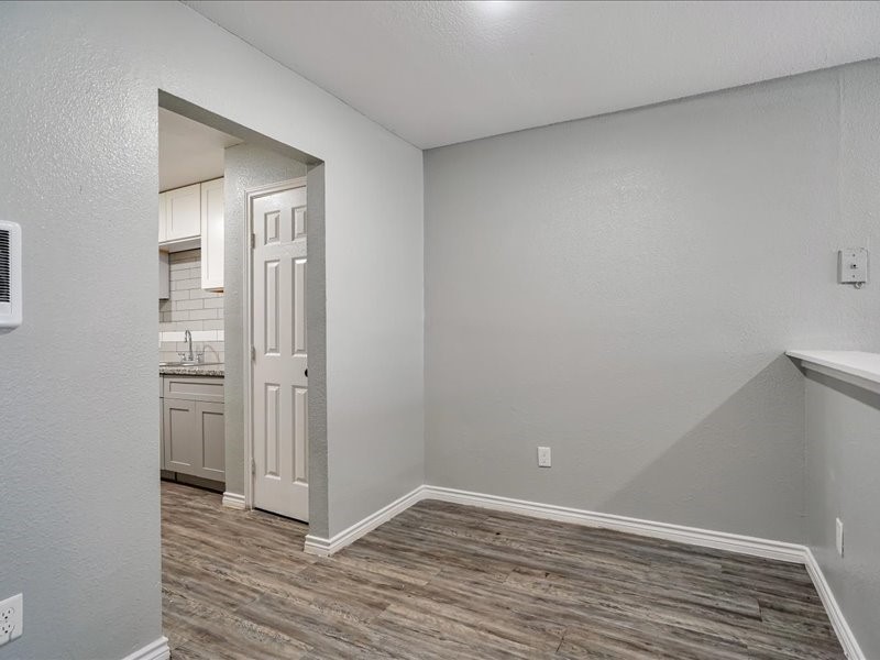 5117 Lavender 5195 Property Photo 6