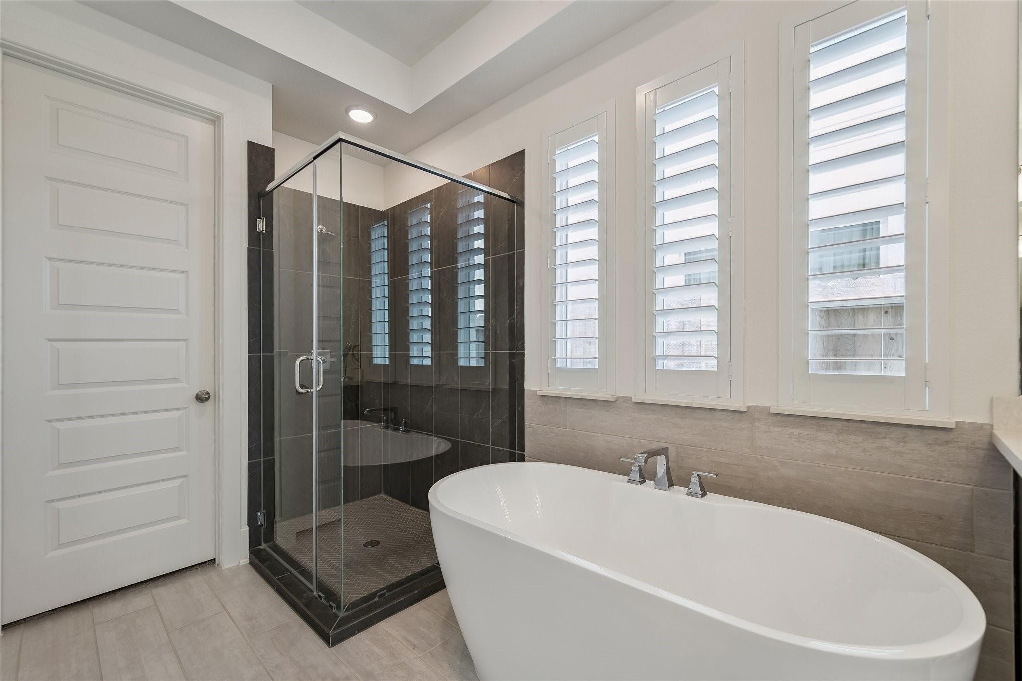 5134 Albany Shores Lane Property Photo 19