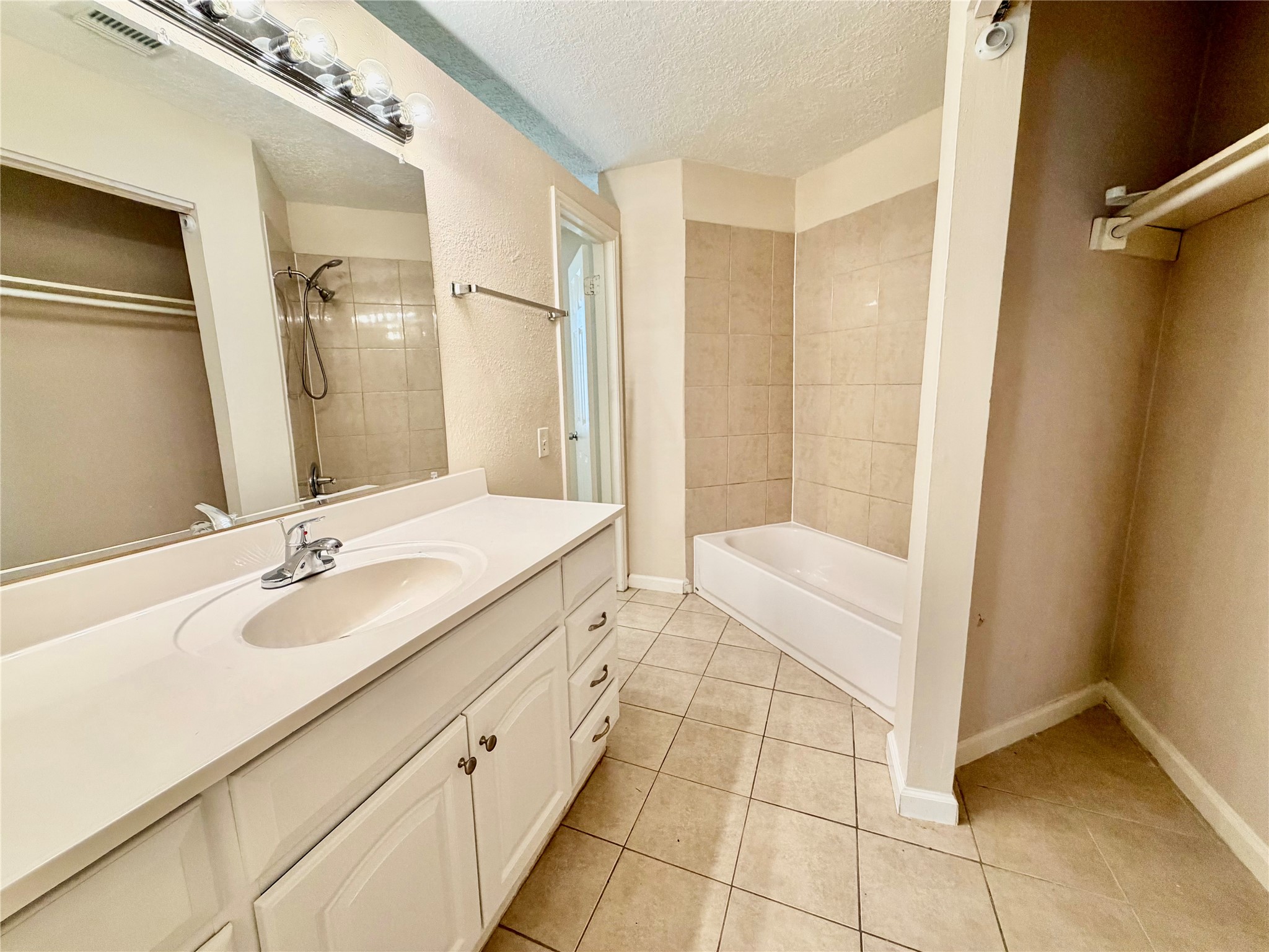 16310 Calistoga Court Property Photo 15