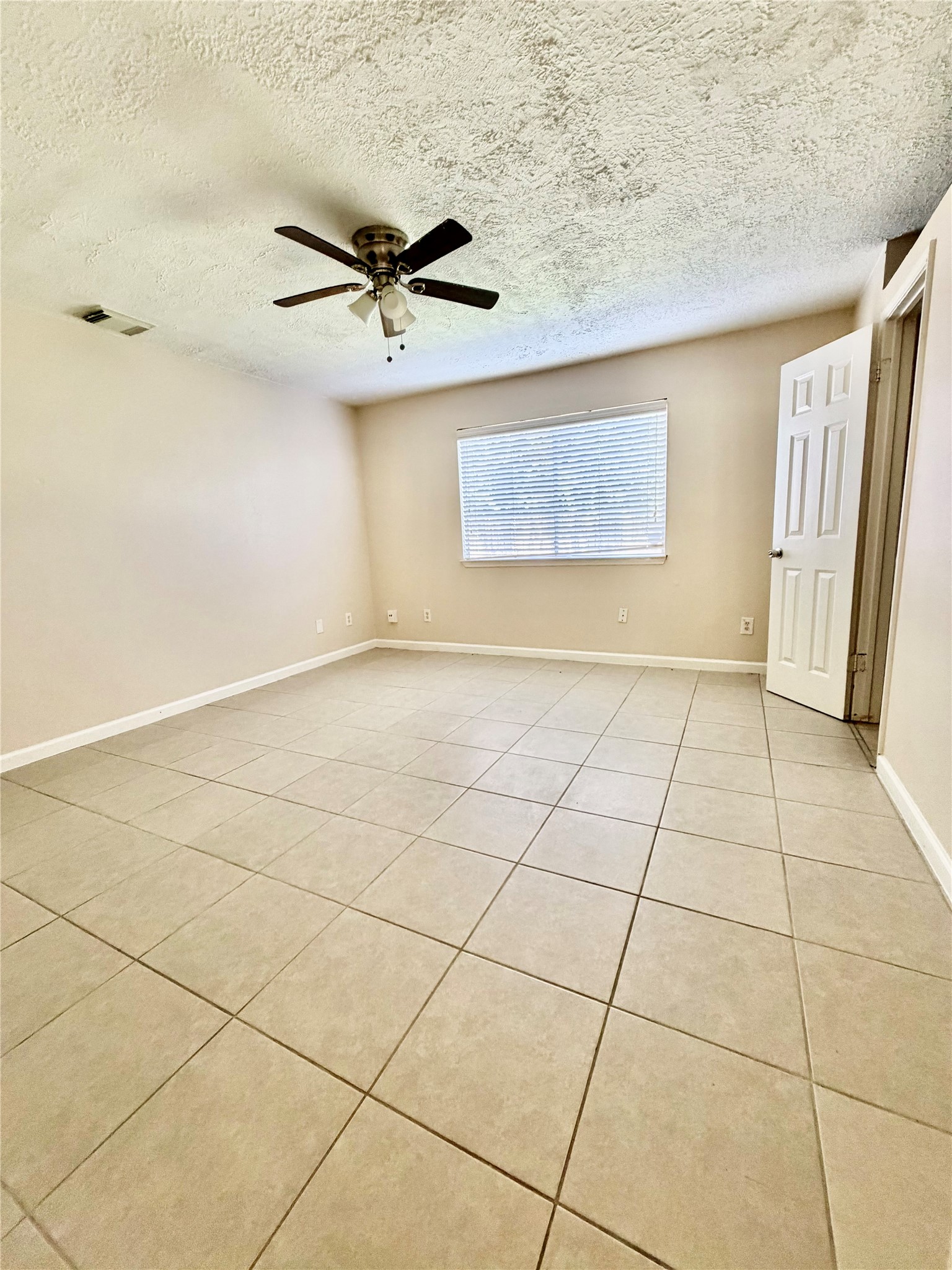 16310 Calistoga Court Property Photo 16