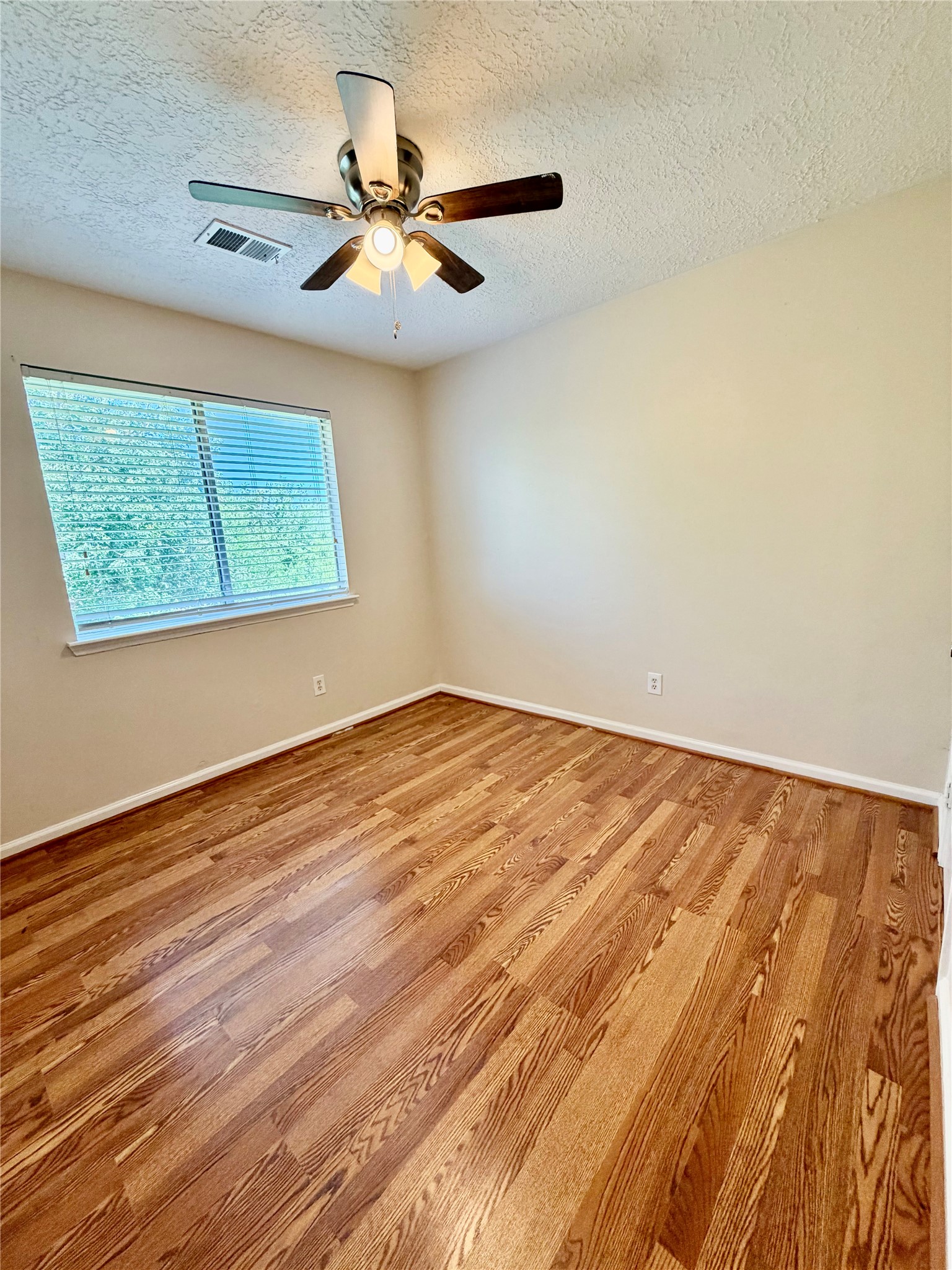16310 Calistoga Court Property Photo 23