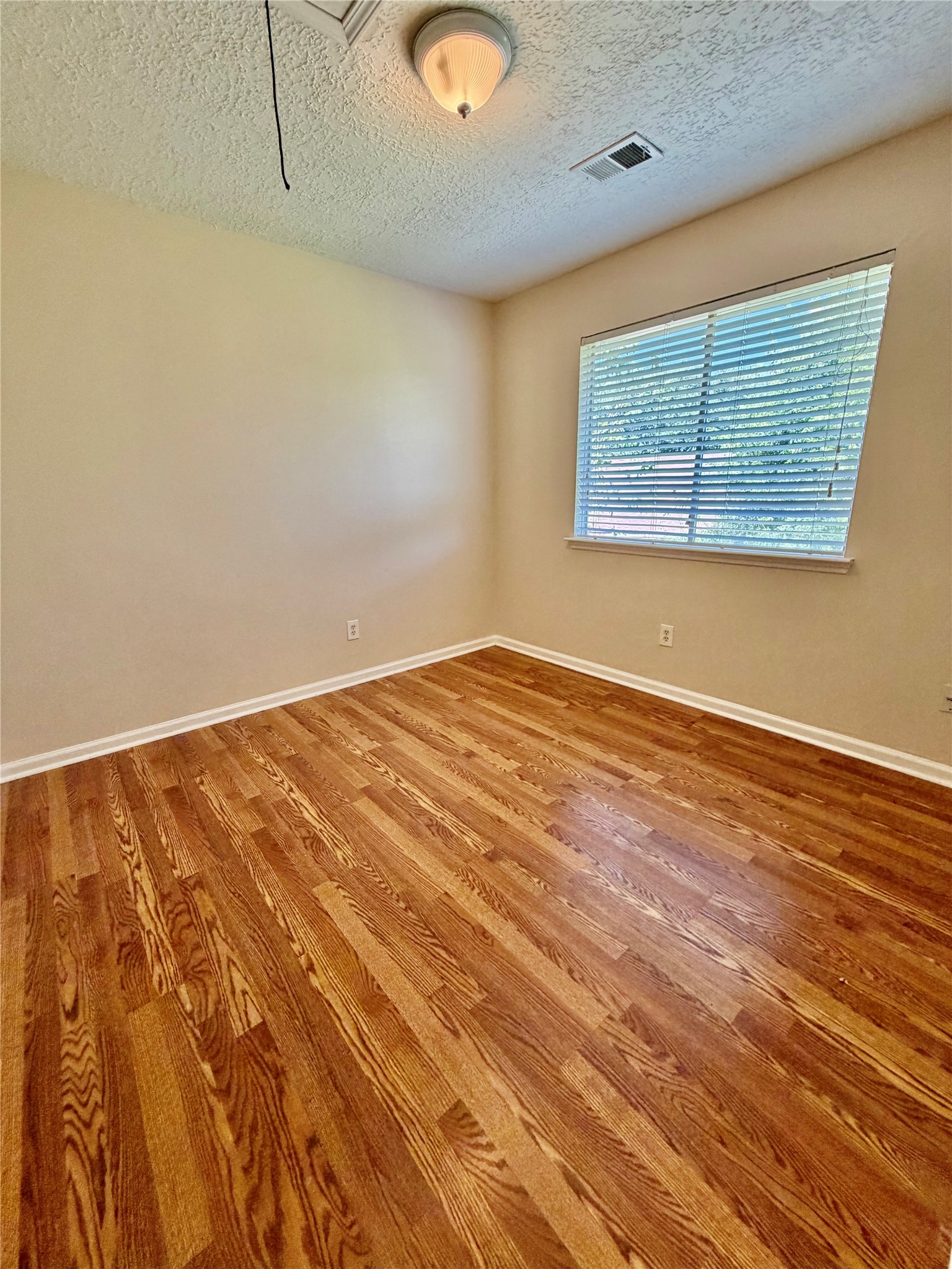 16310 Calistoga Court Property Photo 24