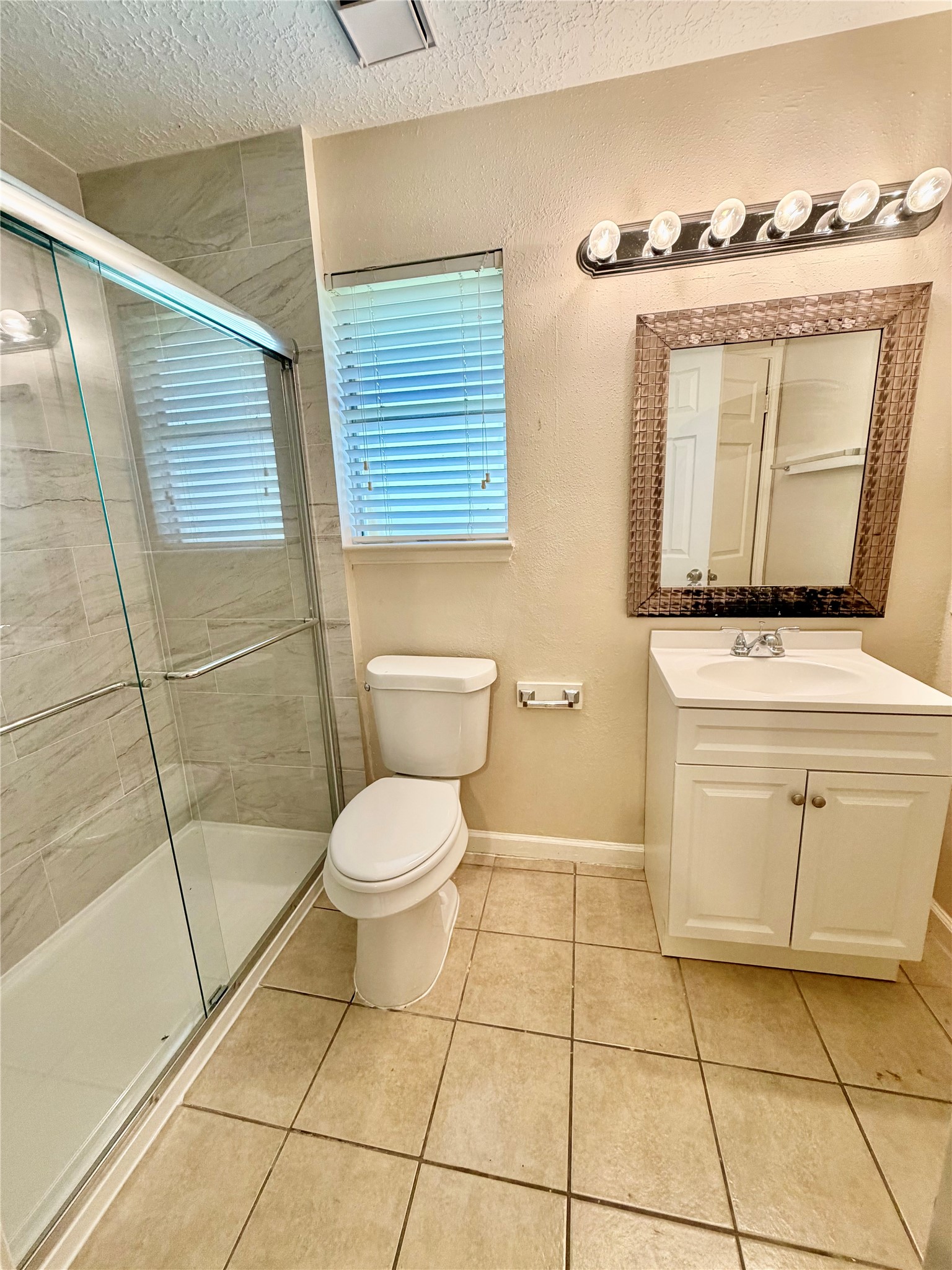 16310 Calistoga Court Property Photo 25