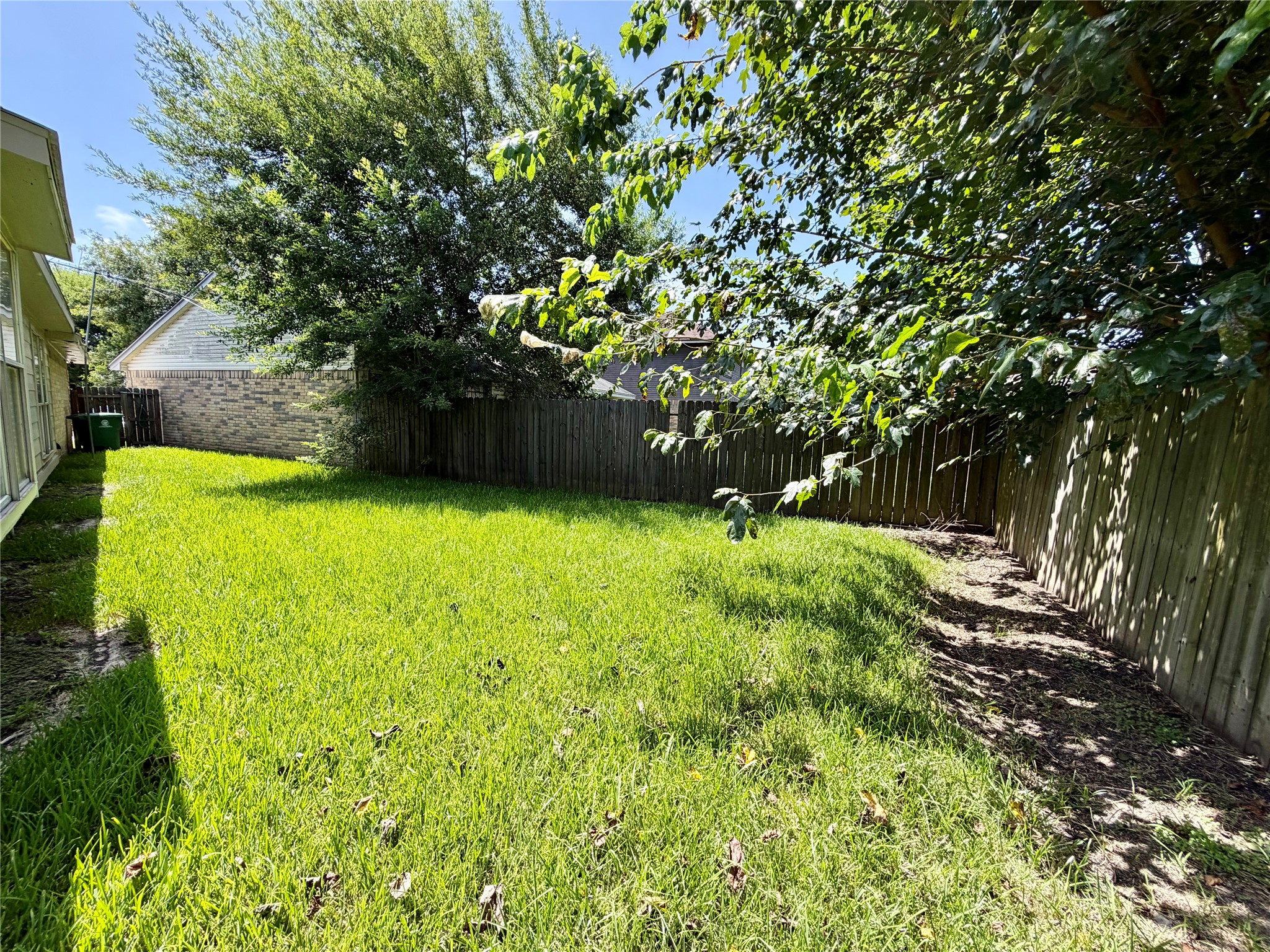 16310 Calistoga Court Property Photo 28