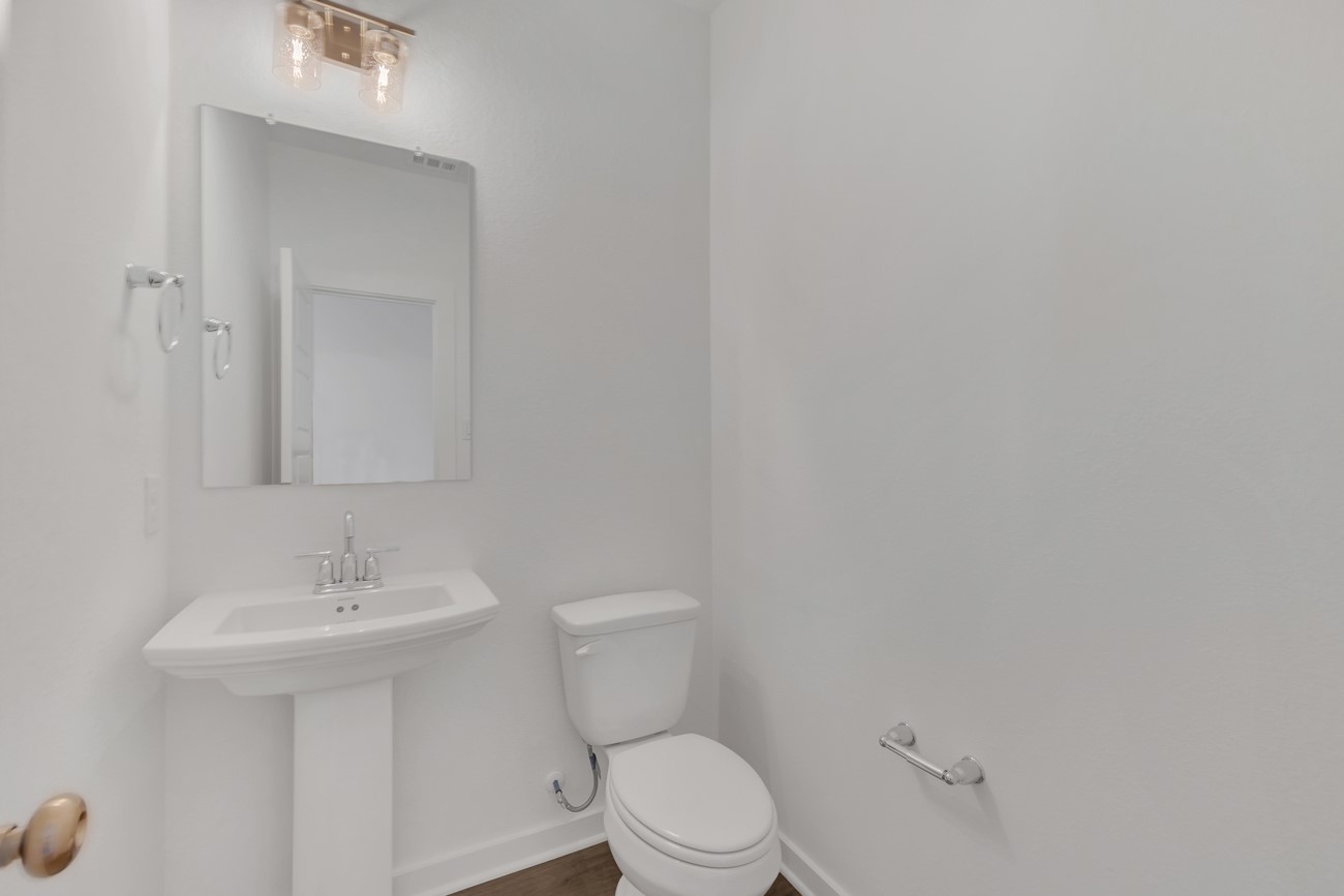 8026 Kay Harbor Drive Property Photo 4