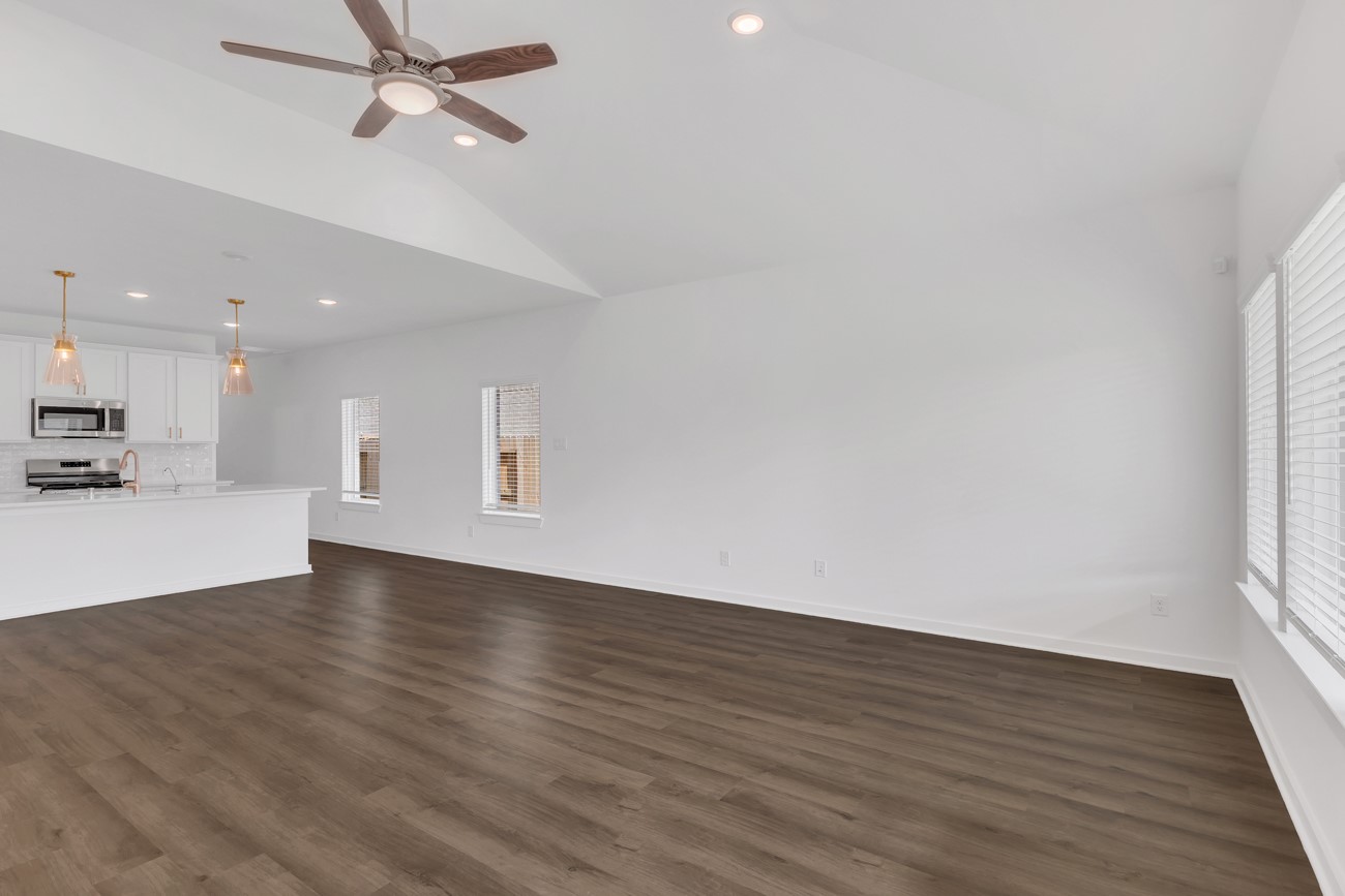 8026 Kay Harbor Drive Property Photo 12