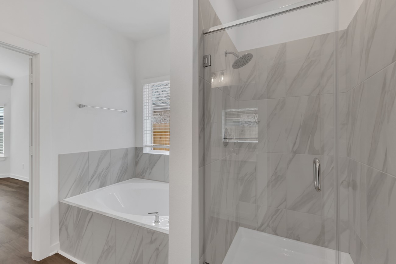 8026 Kay Harbor Drive Property Photo 16