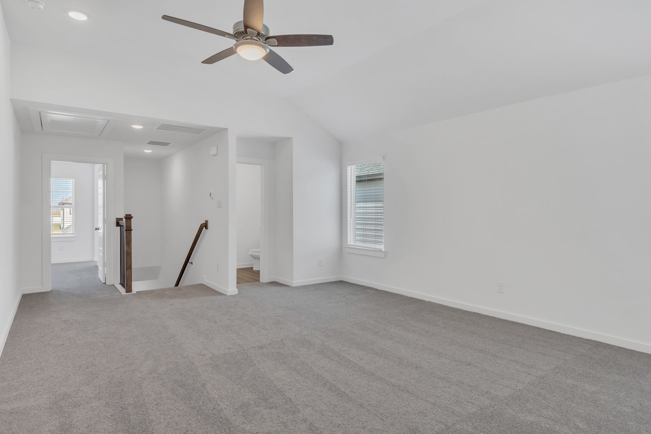 8026 Kay Harbor Drive Property Photo 20