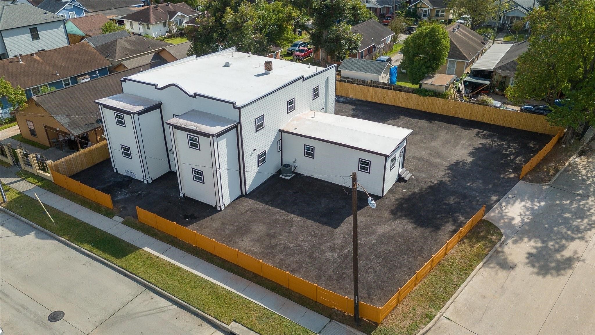 6608 Avenue O Property Photo 2