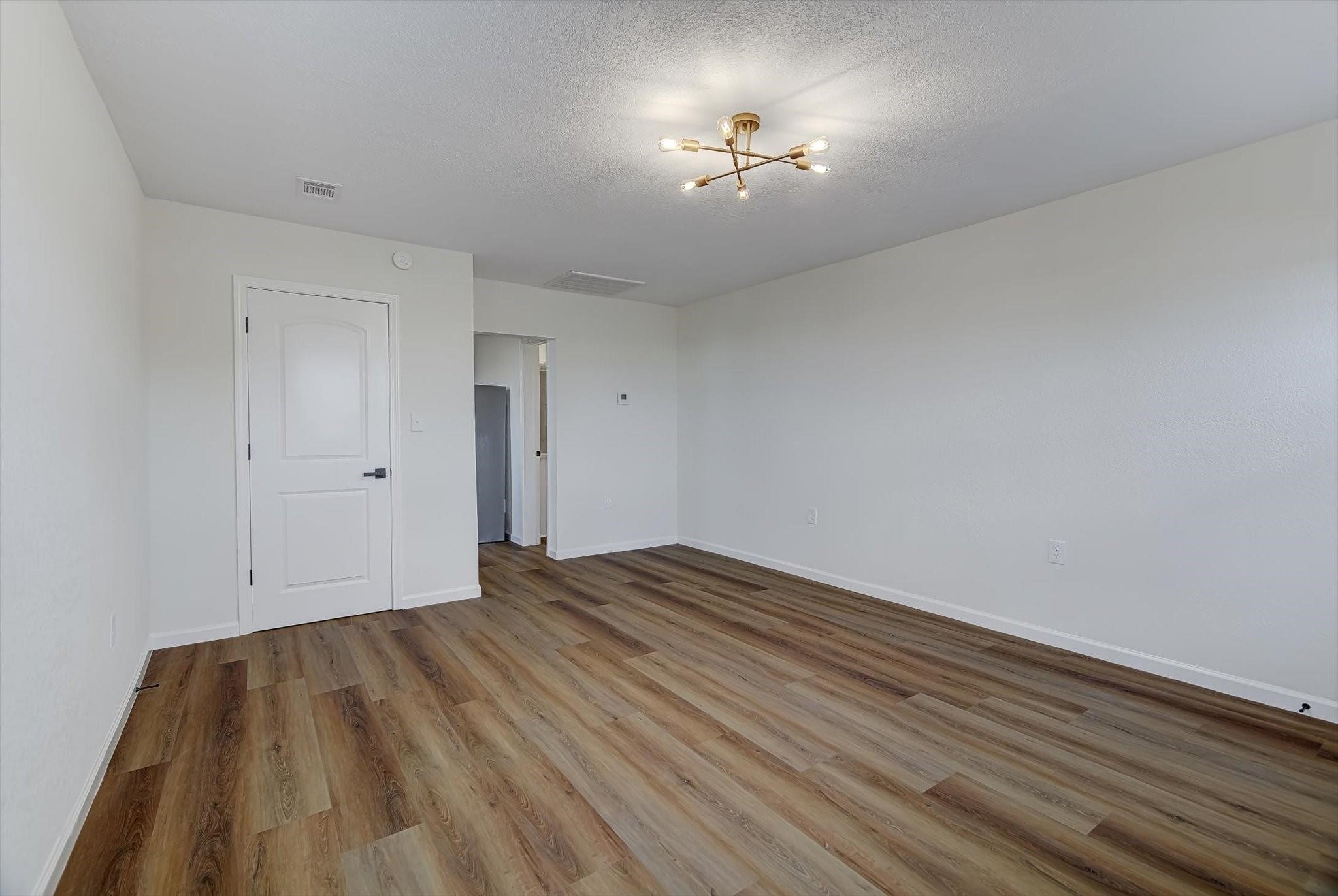 6608 Avenue O Property Photo 30