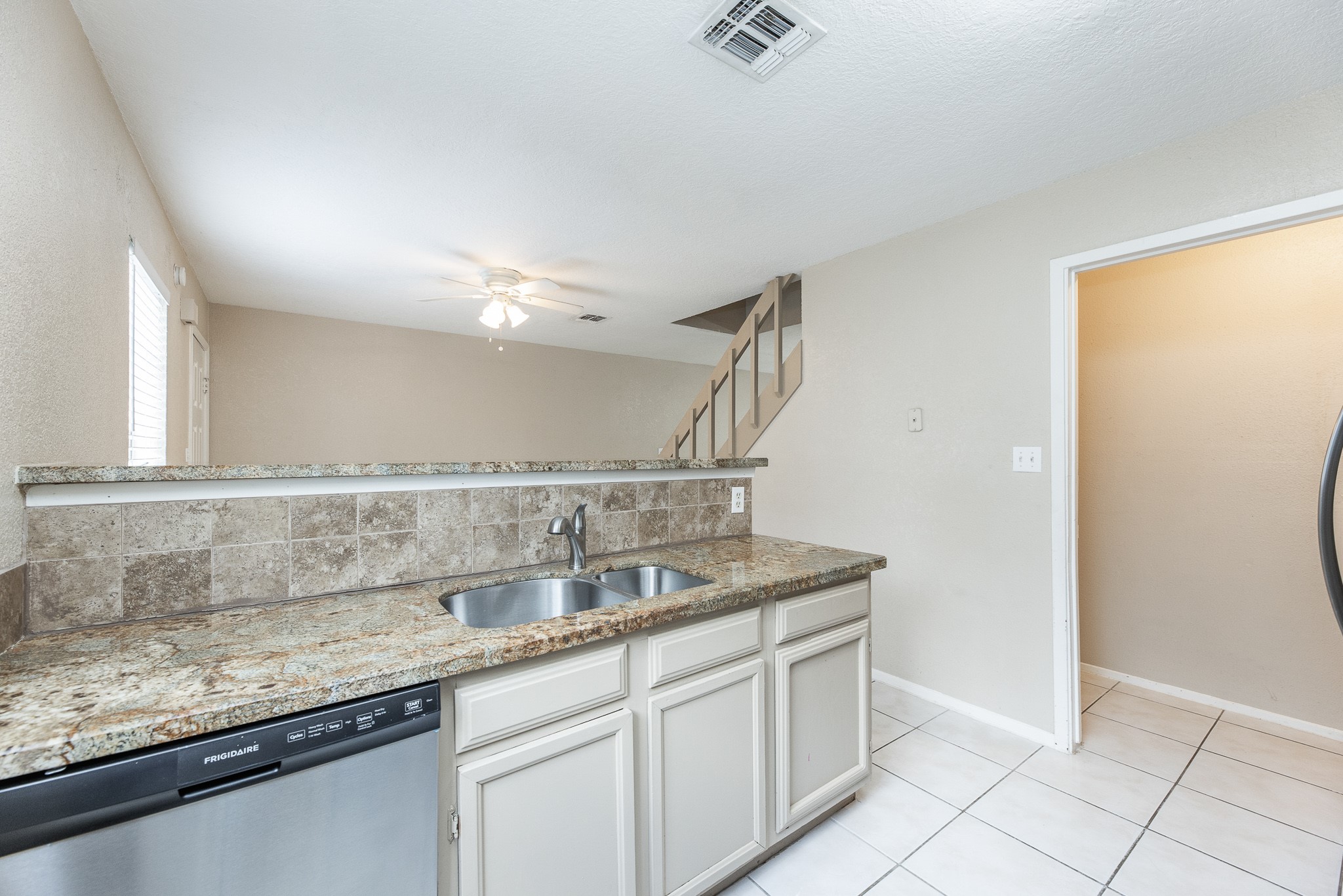 1926 Avenue B Property Photo 12